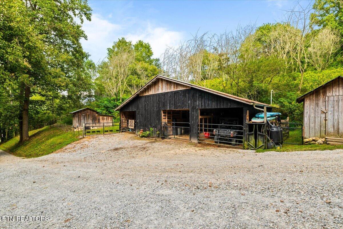 2938 Cedar Creek Road Lafollette TN 37766