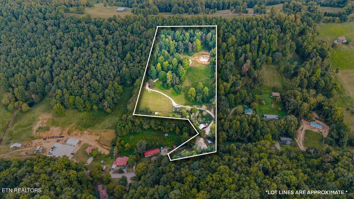 2938 Cedar Creek Road Lafollette TN 37766