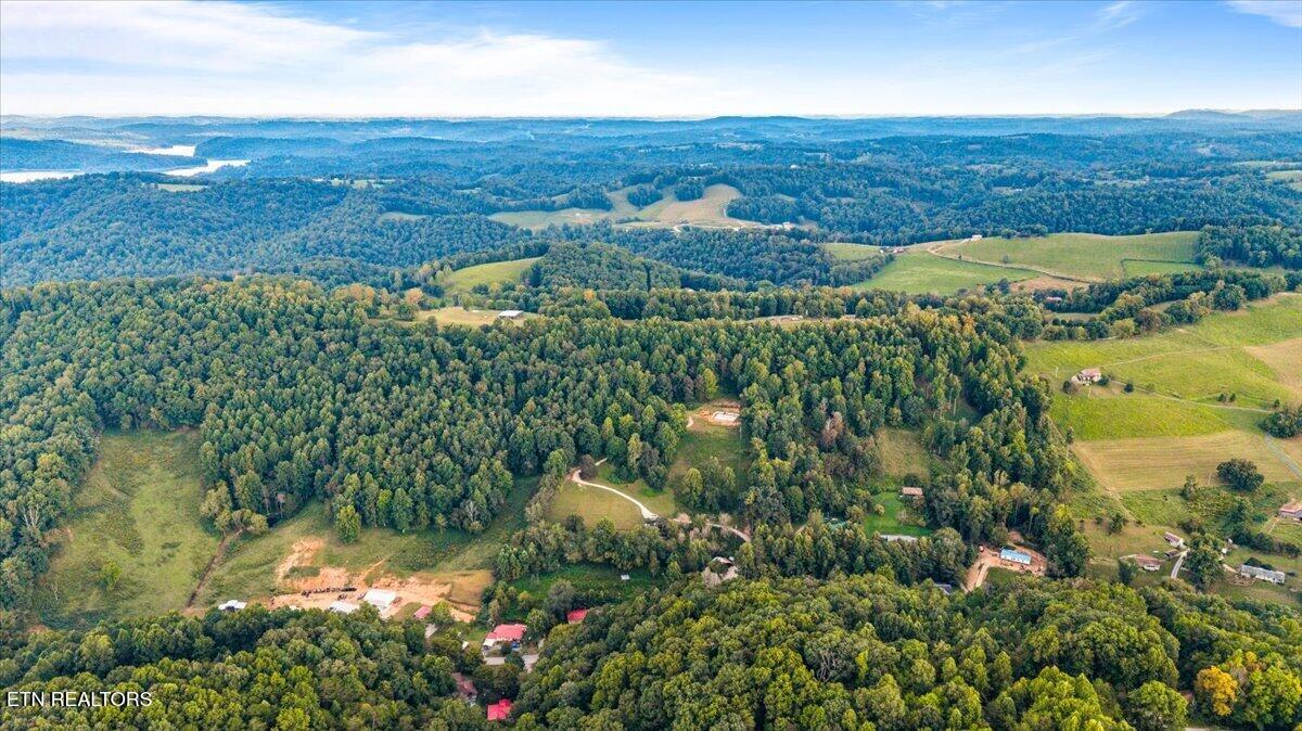 2938 Cedar Creek Road Lafollette TN 37766