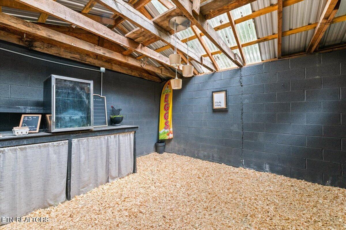 2938 Cedar Creek Road Lafollette TN 37766