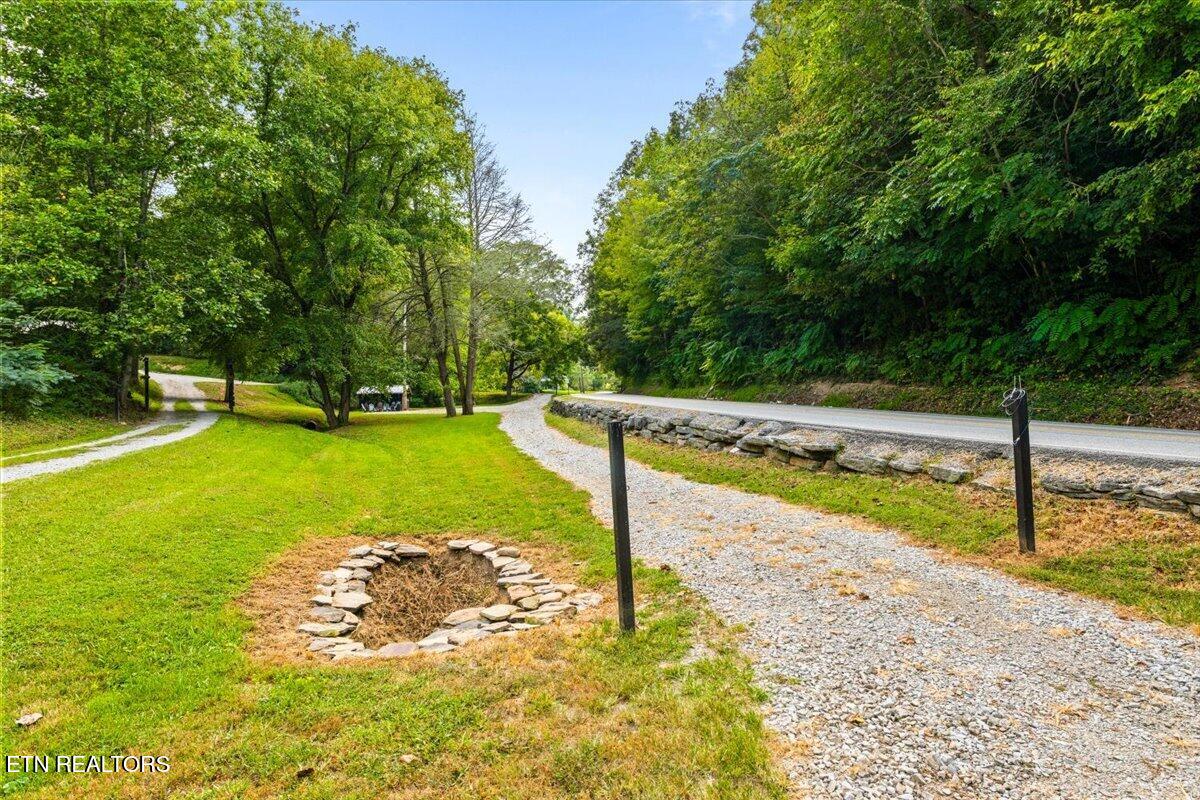 2938 Cedar Creek Road Lafollette TN 37766