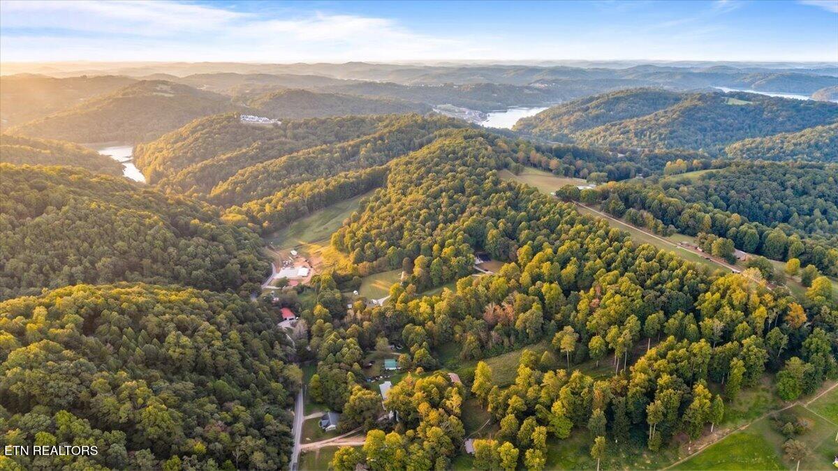 2938 Cedar Creek Road Lafollette TN 37766