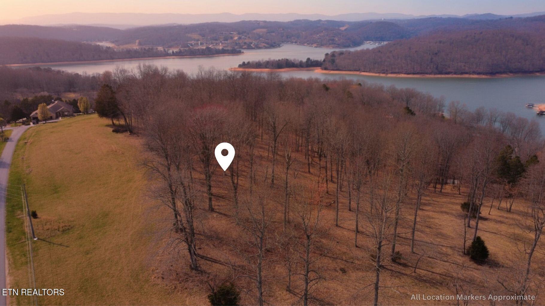 Deer Creek Path Lafollette TN 37766