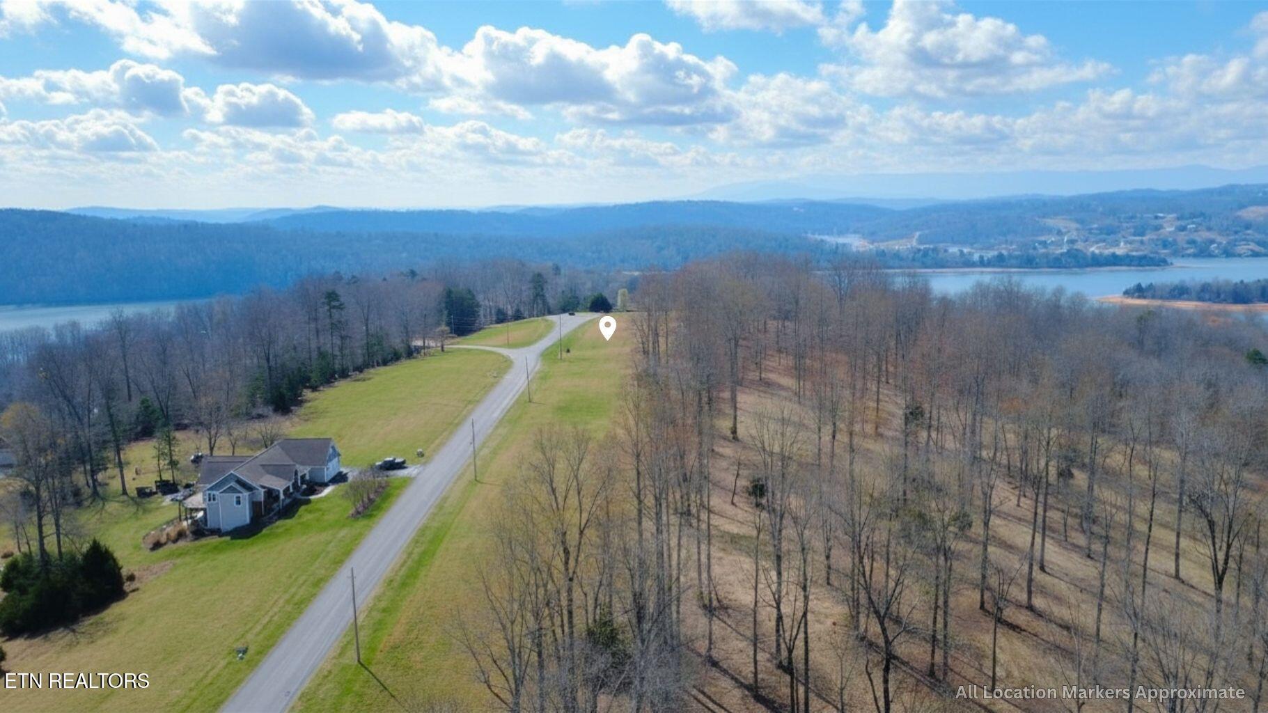 Deer Creek Path Lafollette TN 37766