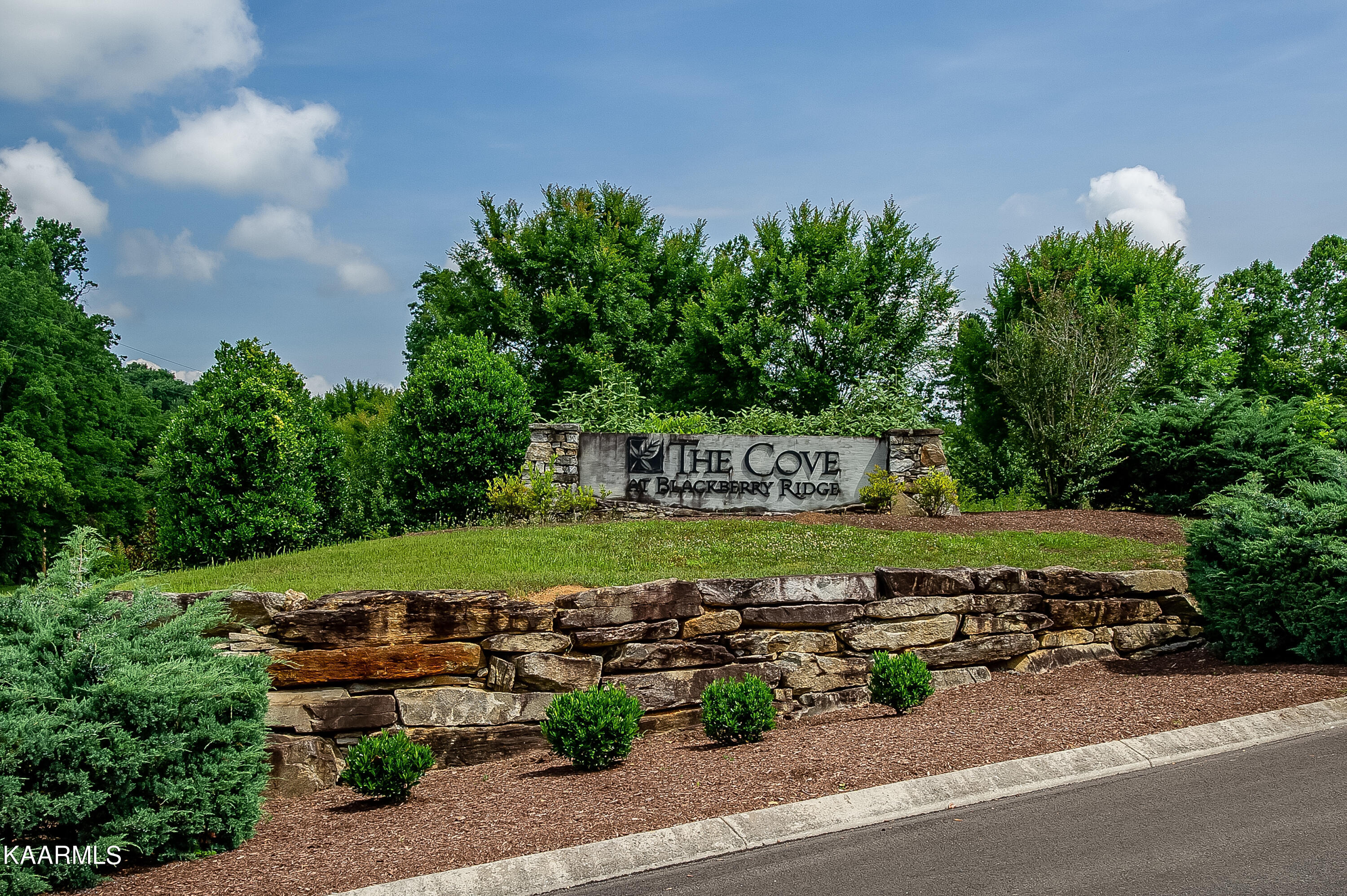 4485 Huffine Road Loudon TN 37774