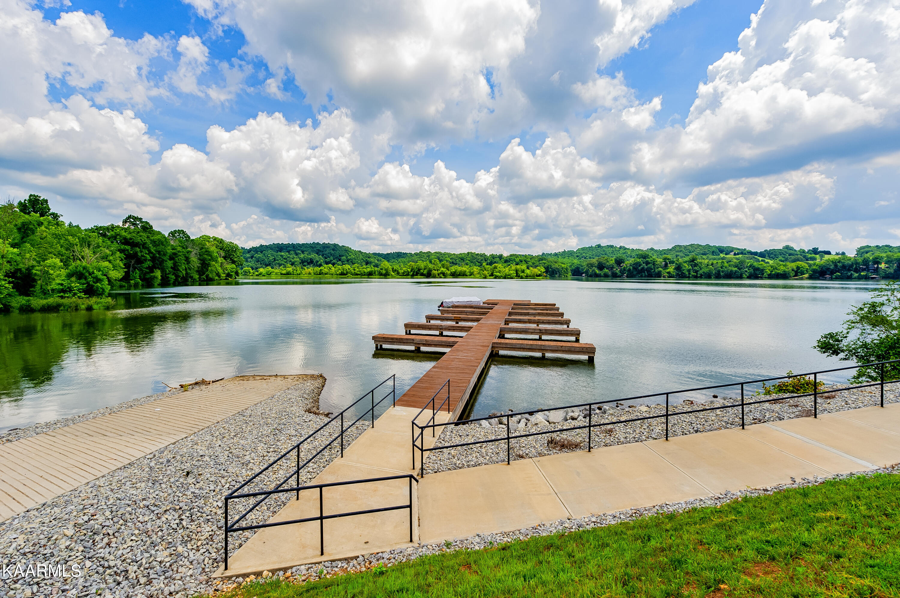 4485 Huffine Road Loudon TN 37774