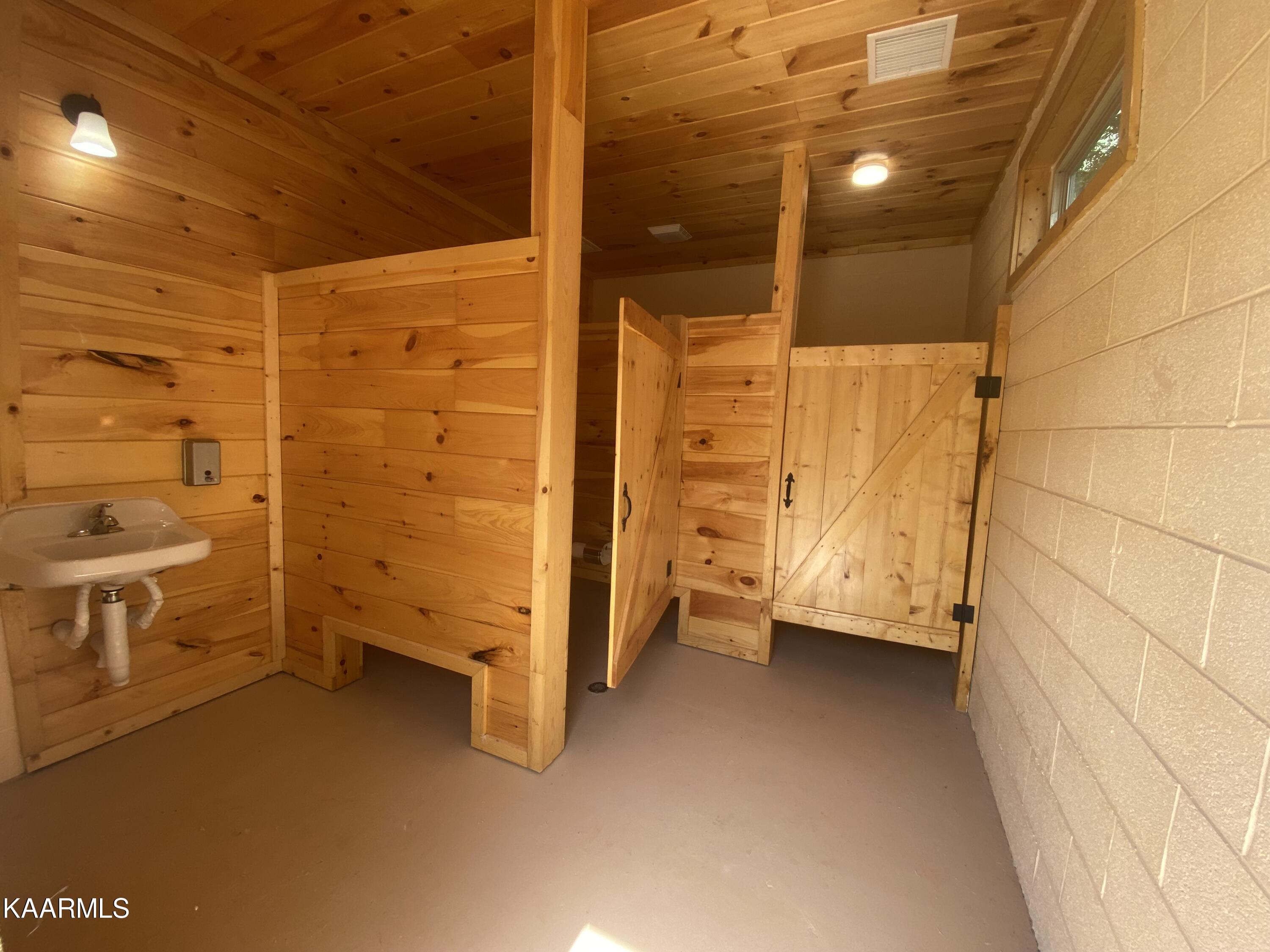 4485 Huffine Road Loudon TN 37774
