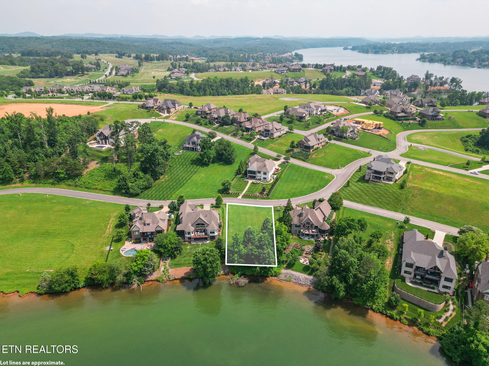 1376 Marina Way Lenoir City TN 37772