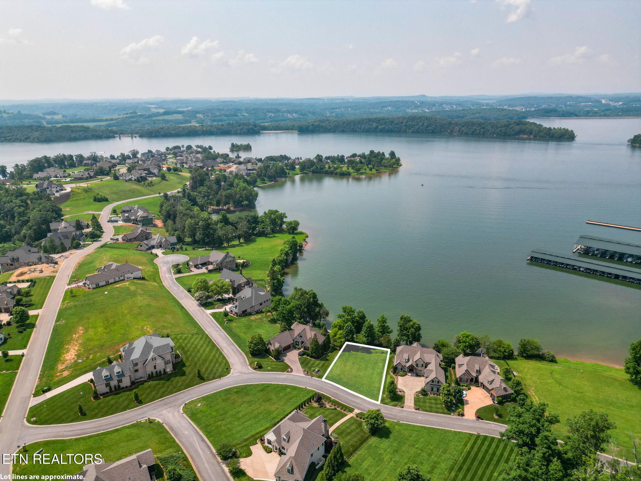 1376 Marina Way Lenoir City TN 37772