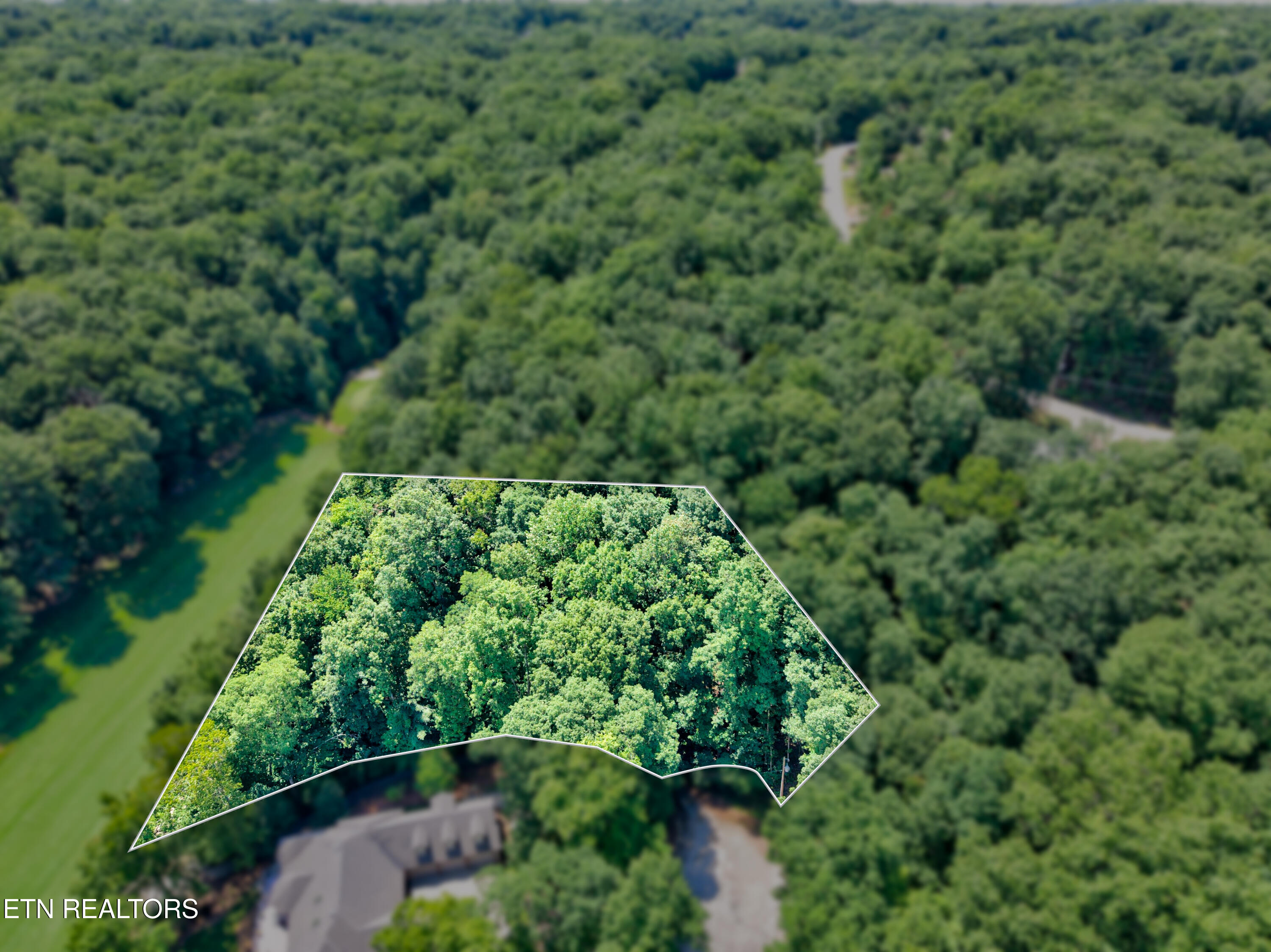 32 Claremont Circle Crossville TN 38558