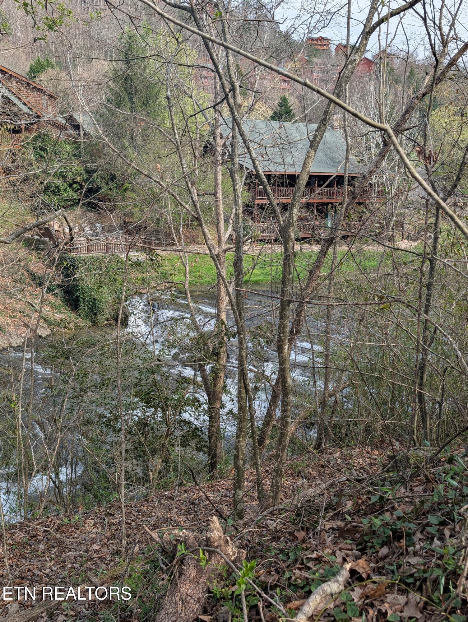 Mountain Ridge Way Sevierville TN 37862