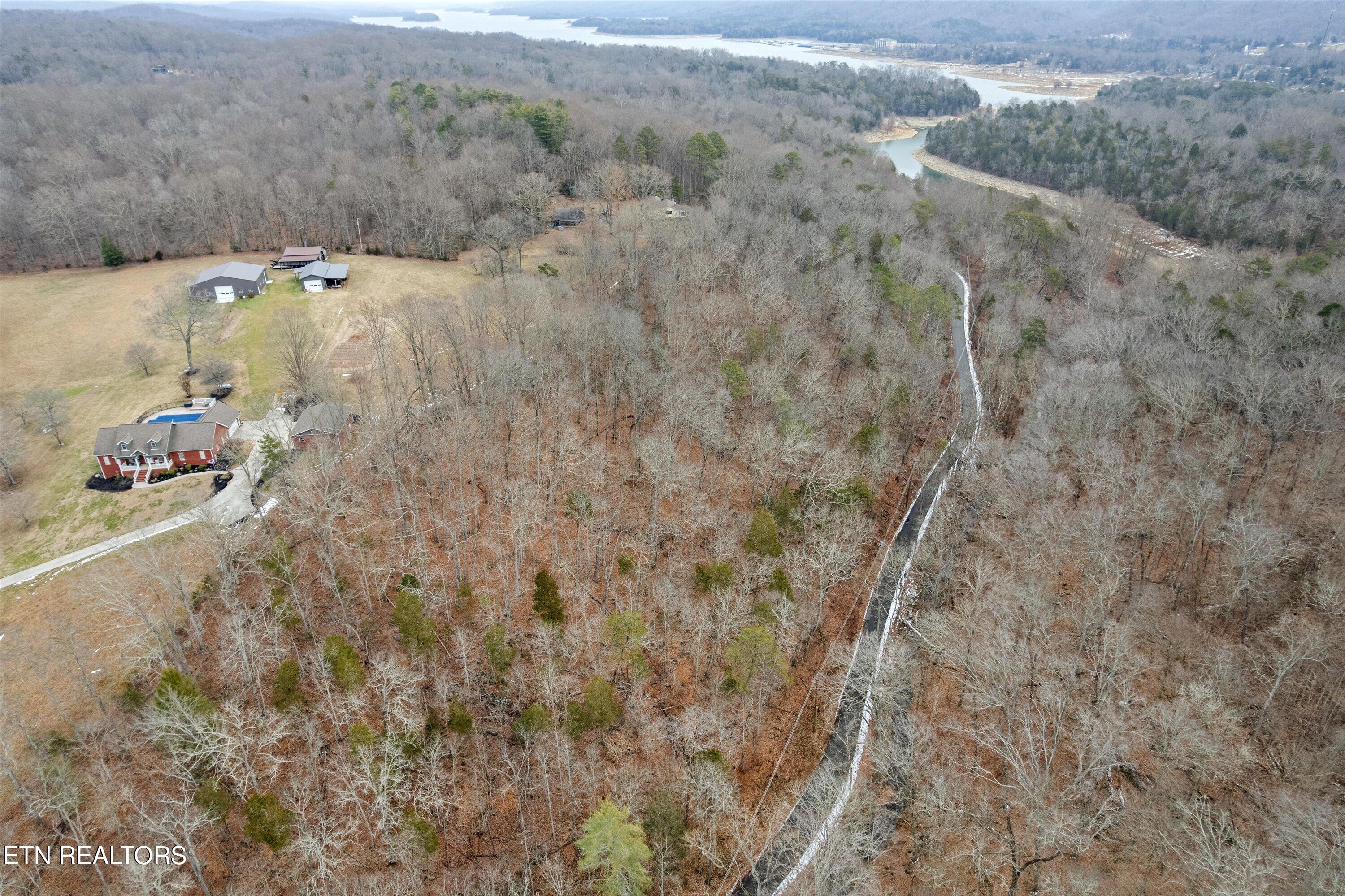 Fox Hollow Lane Andersonville TN 37705