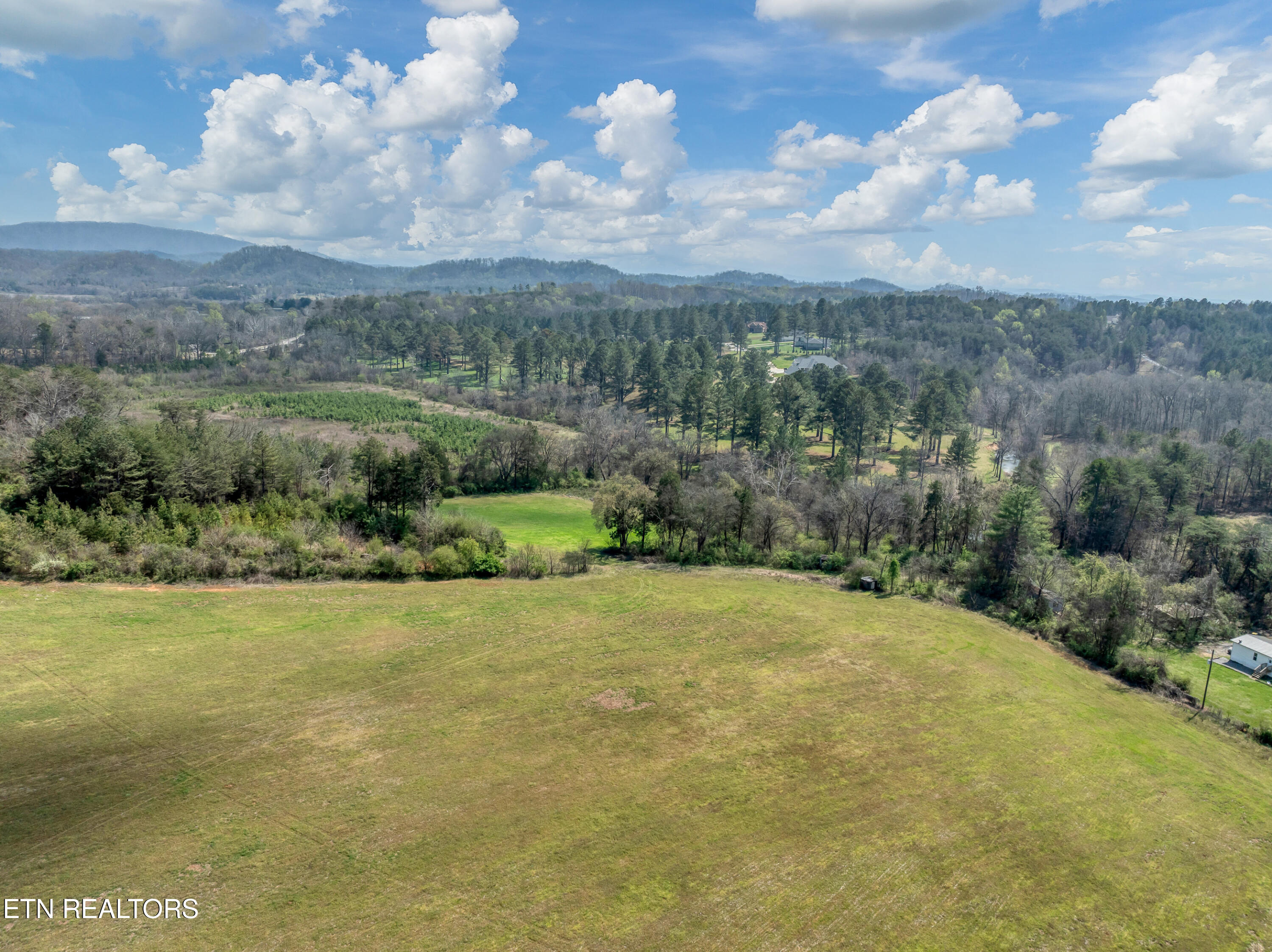1220 Floyd Walker Road Maryville TN 37801