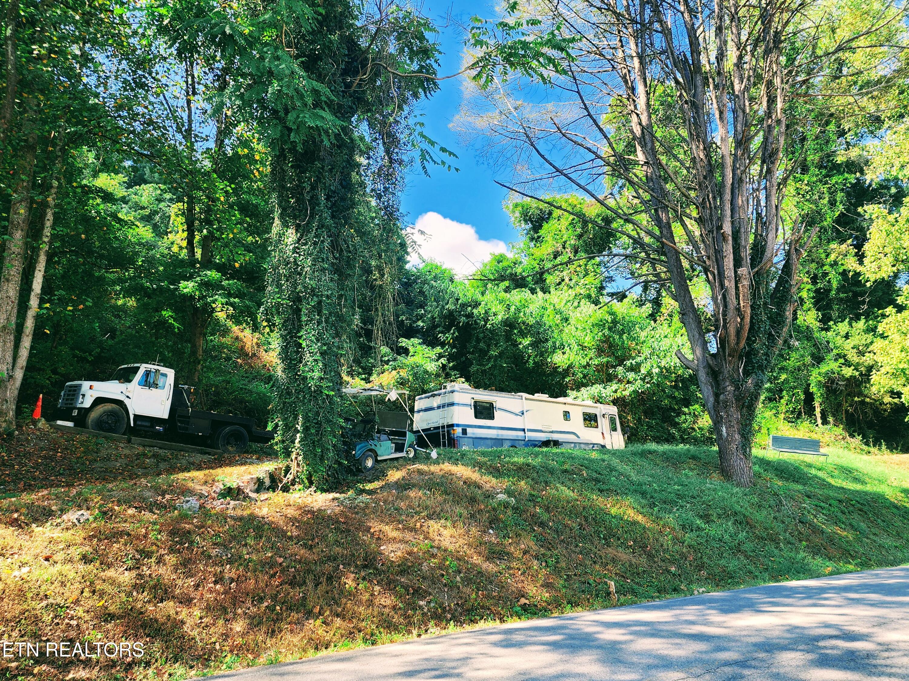 115 & 107 Riggs Chapel Road Harriman TN 37748
