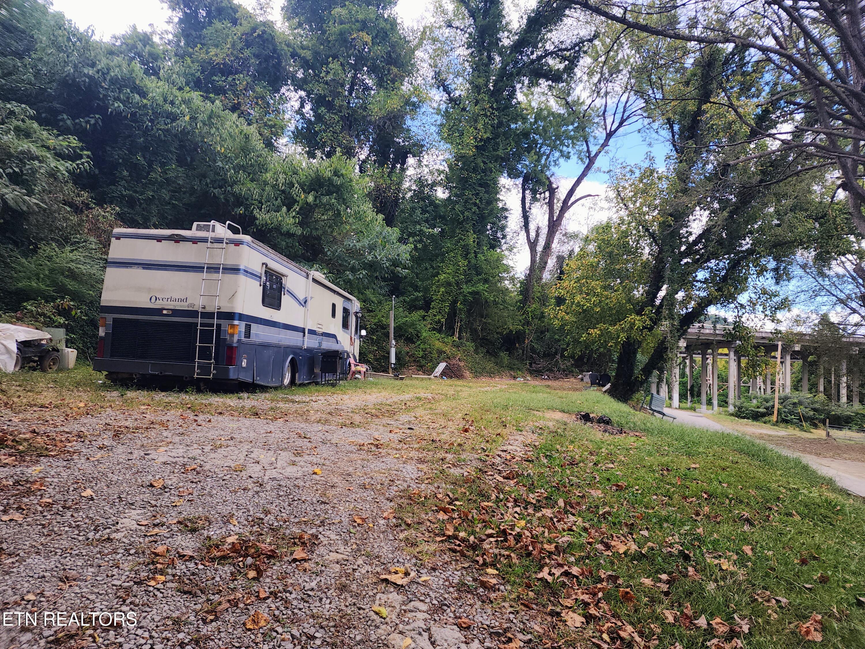 115 & 107 Riggs Chapel Road Harriman TN 37748
