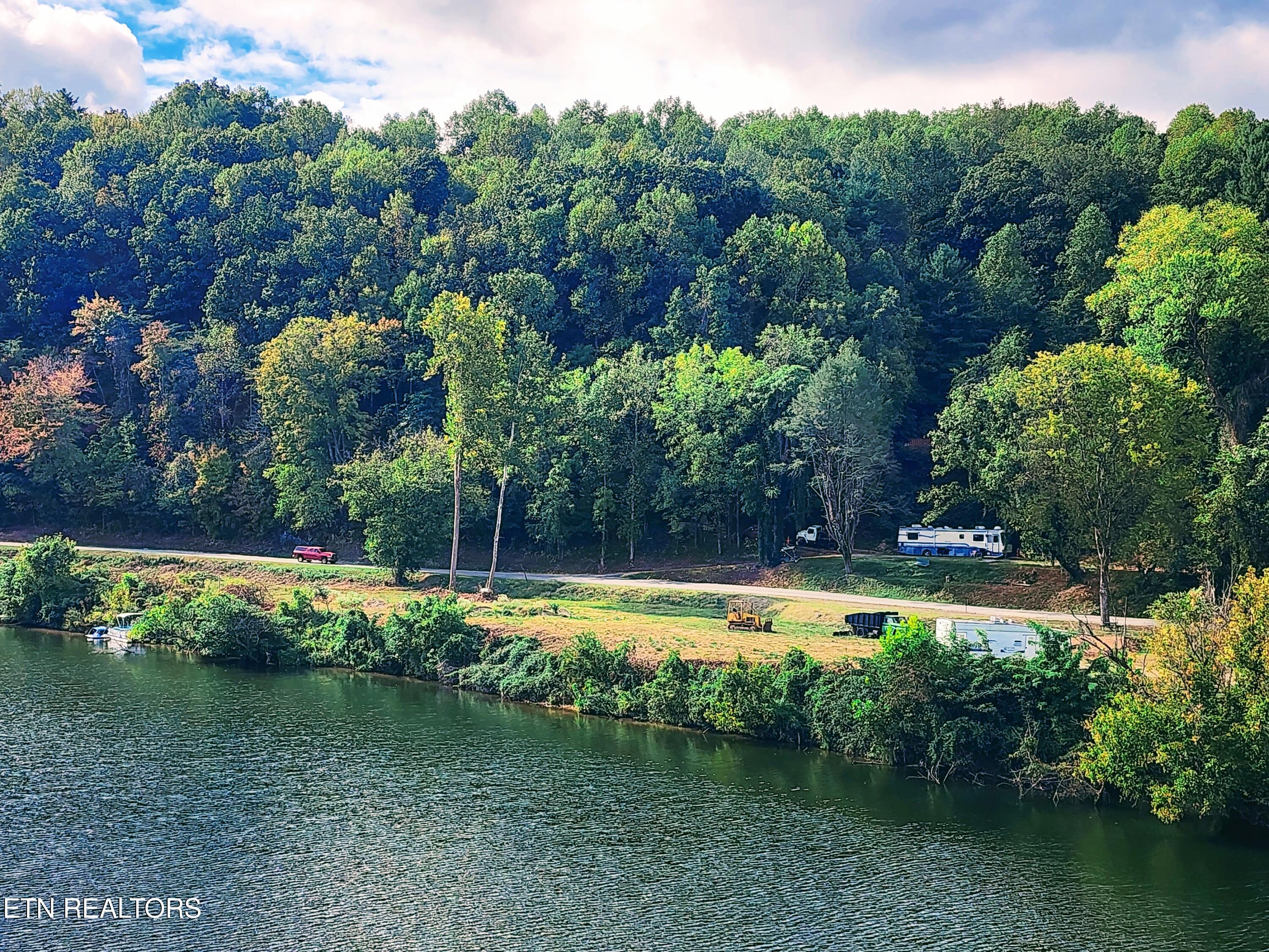 115 & 107 Riggs Chapel Road Harriman TN 37748