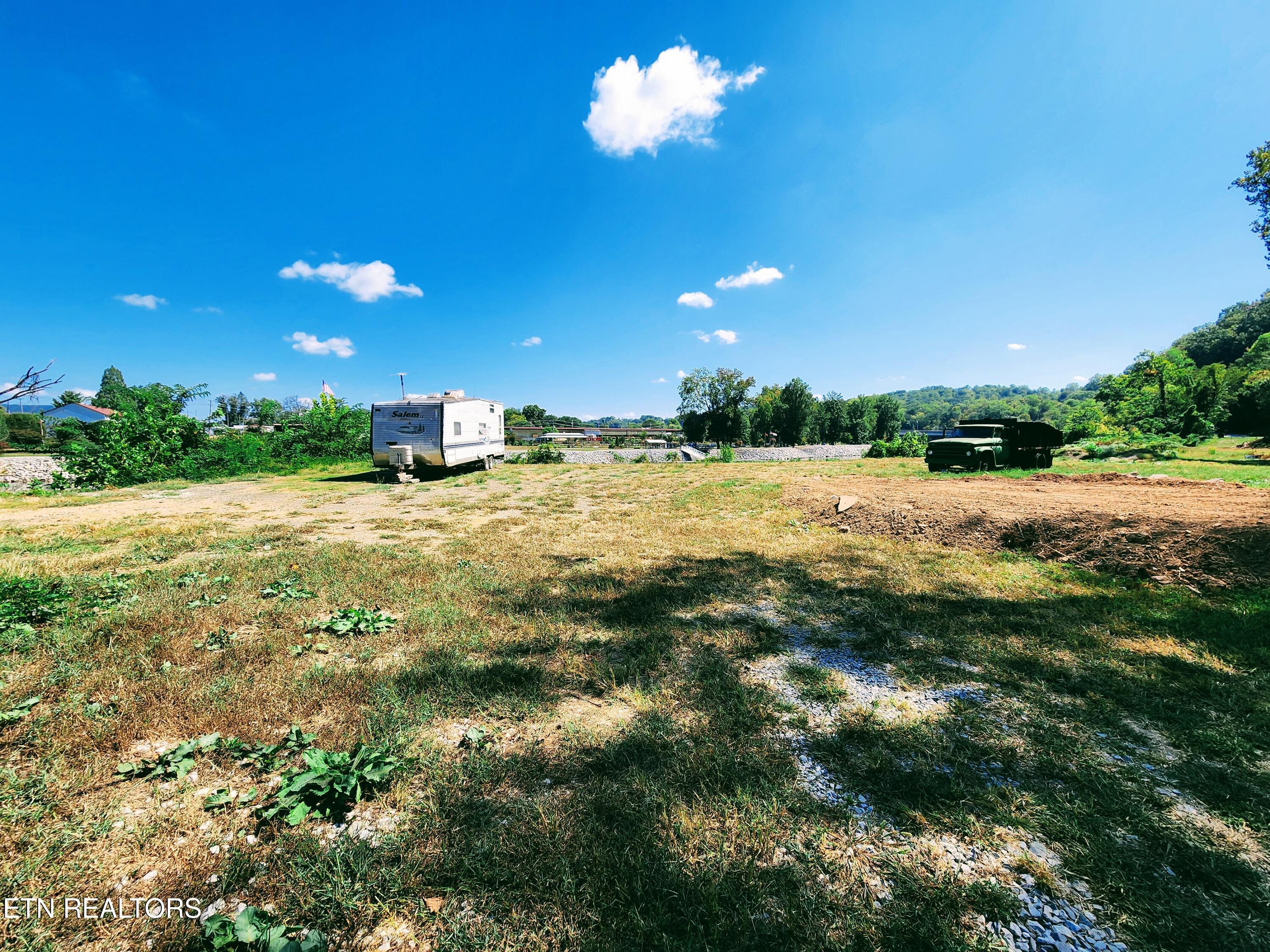 115 & 107 Riggs Chapel Road Harriman TN 37748