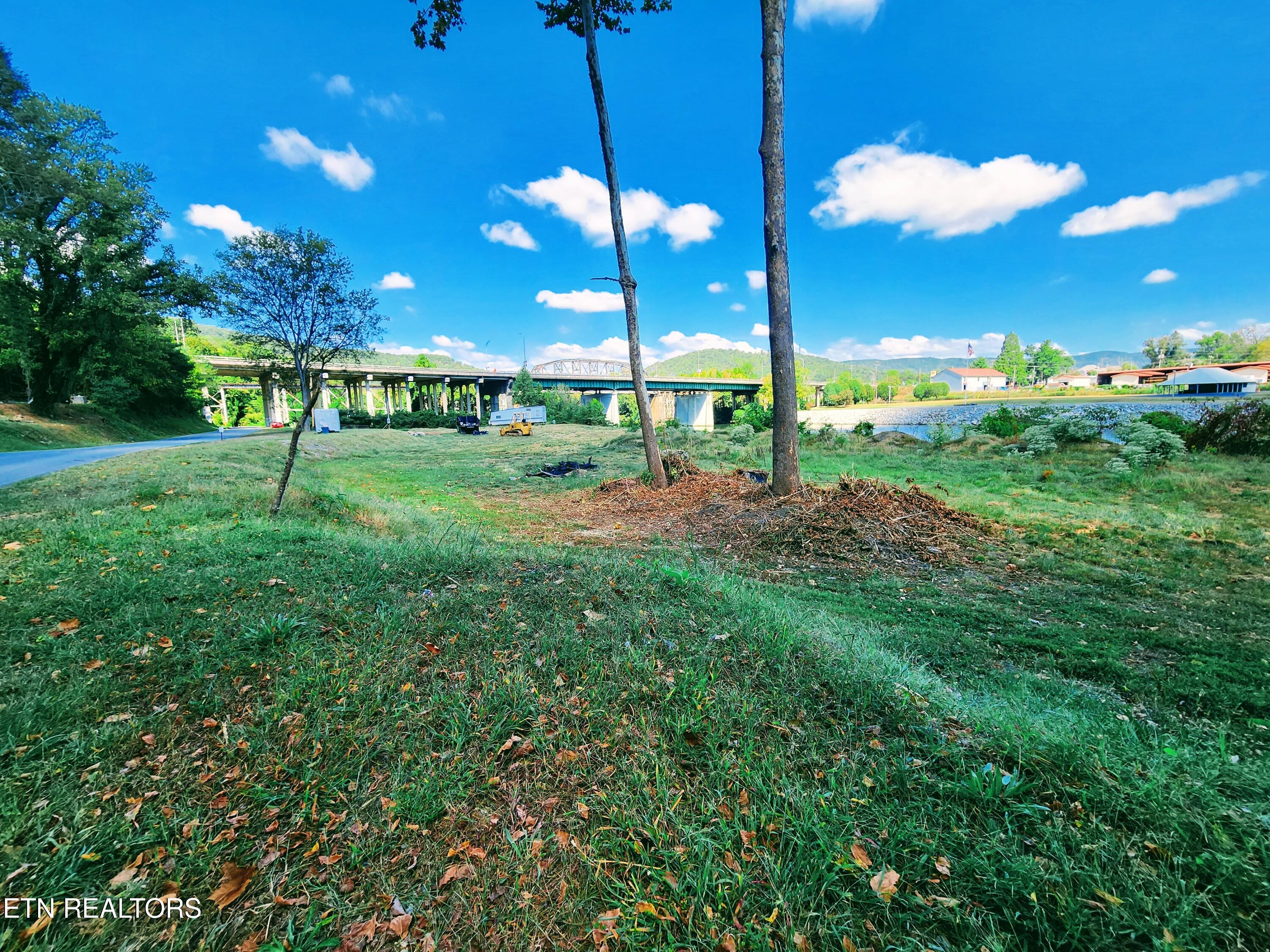 115 & 107 Riggs Chapel Road Harriman TN 37748