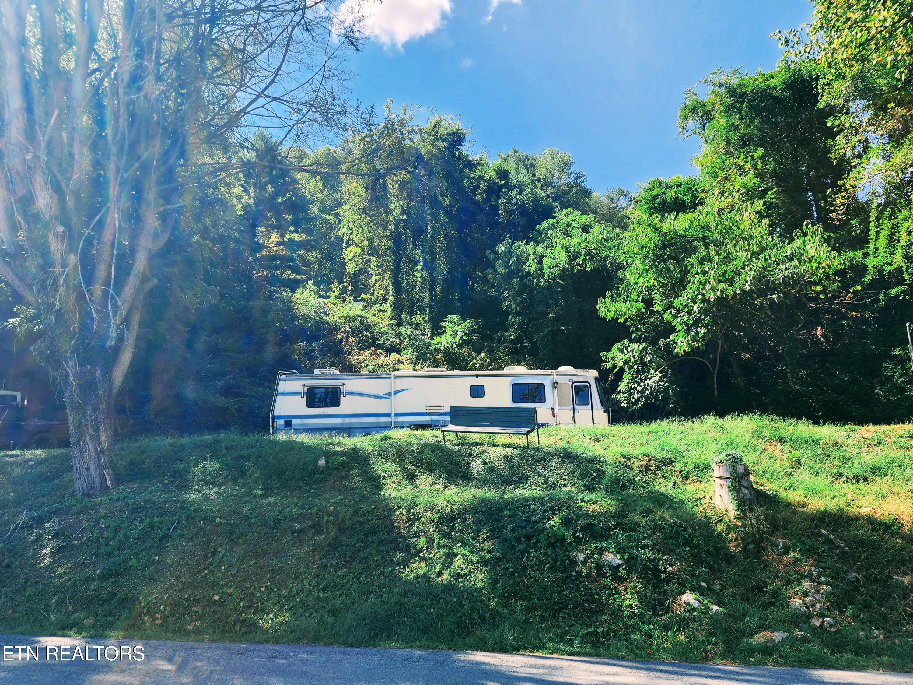 115 & 107 Riggs Chapel Road Harriman TN 37748