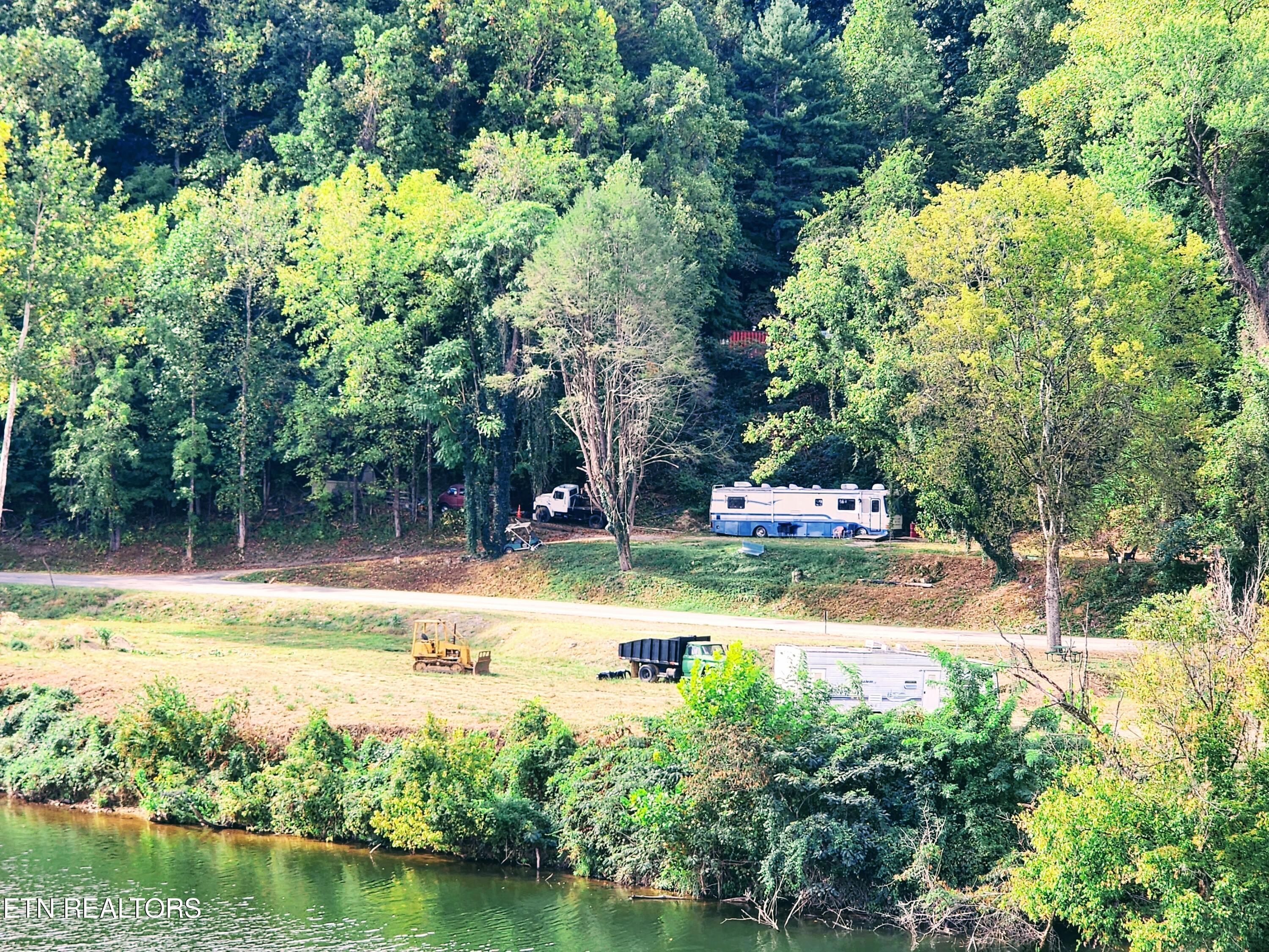 115 & 107 Riggs Chapel Road Harriman TN 37748