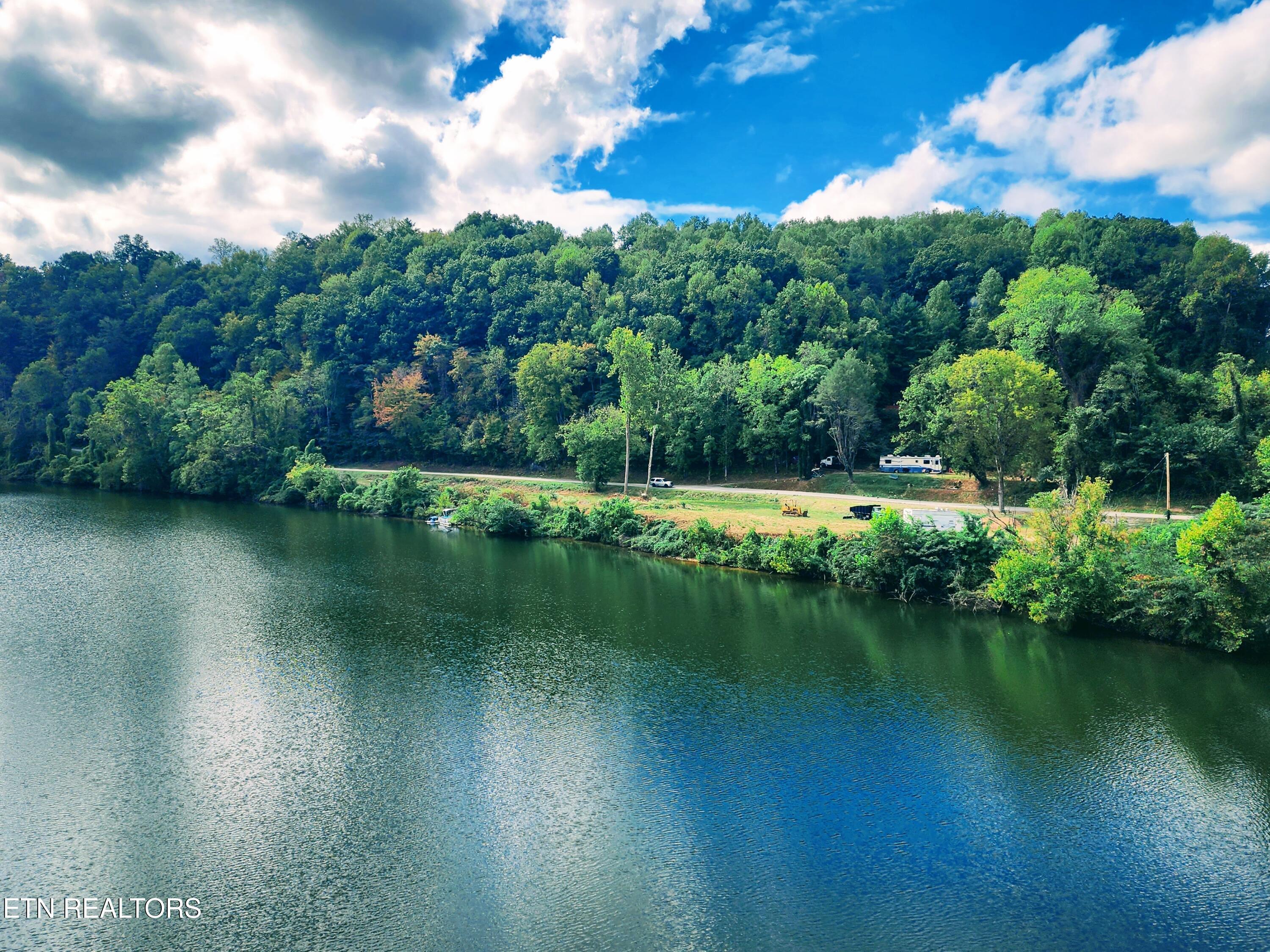 115 & 107 Riggs Chapel Road Harriman TN 37748