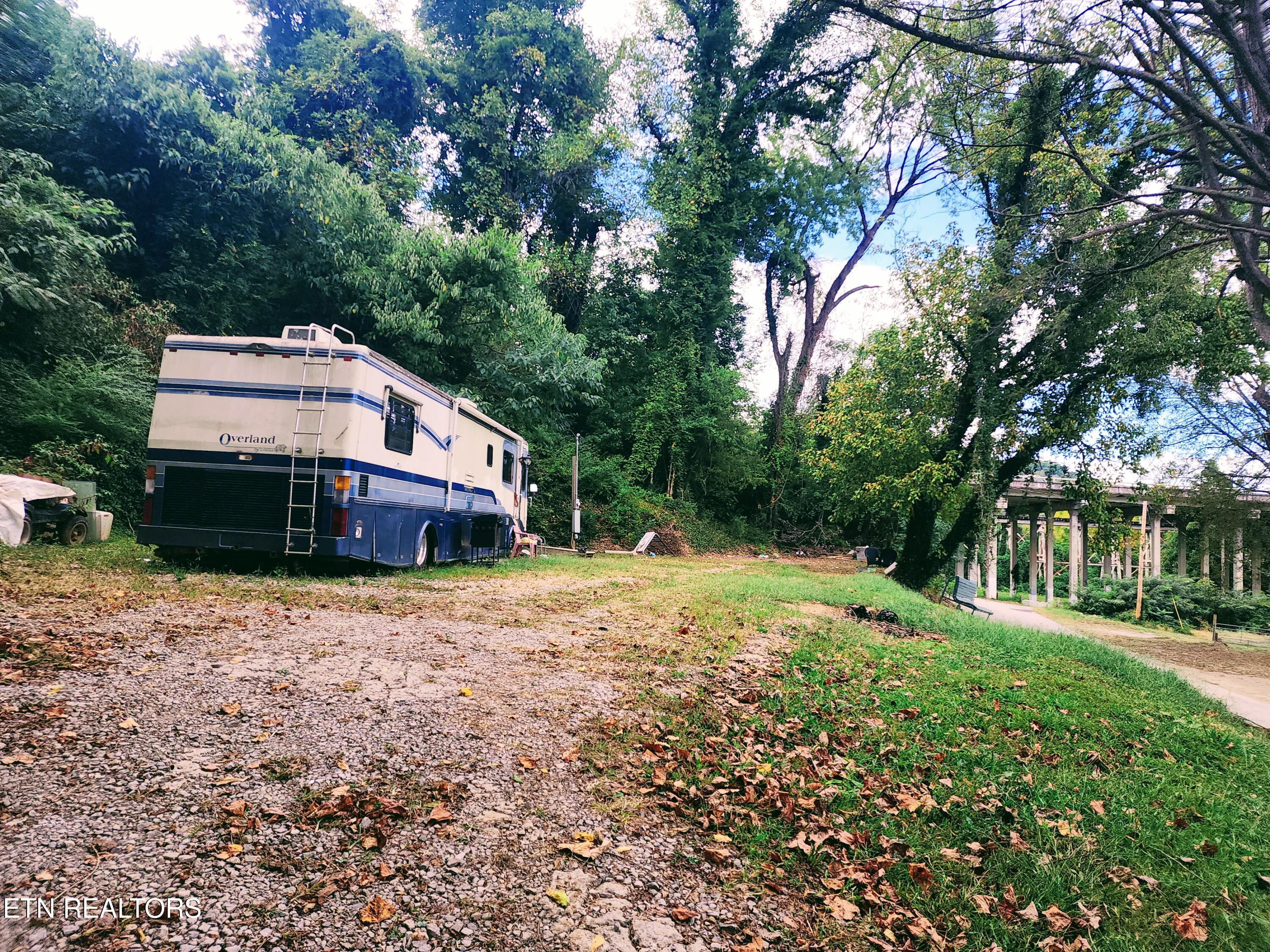 115 & 107 Riggs Chapel Road Harriman TN 37748