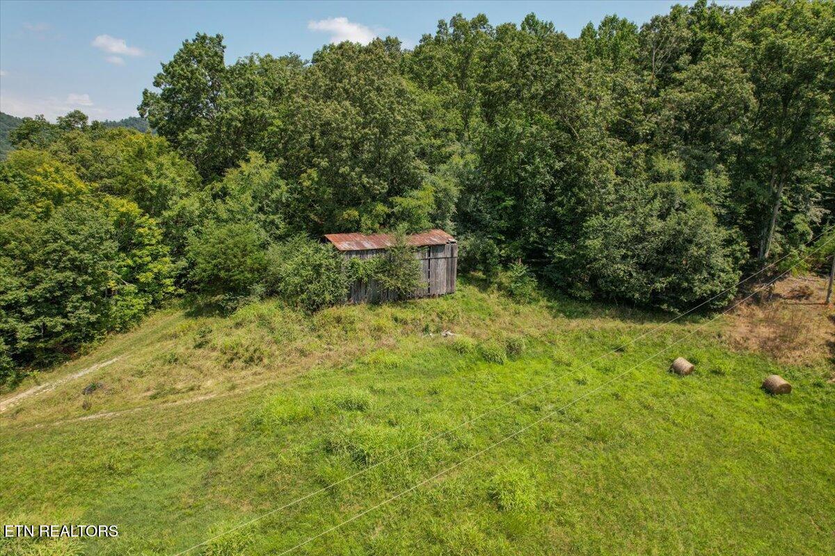 1279 Clinch River Road Tazewell TN 37879