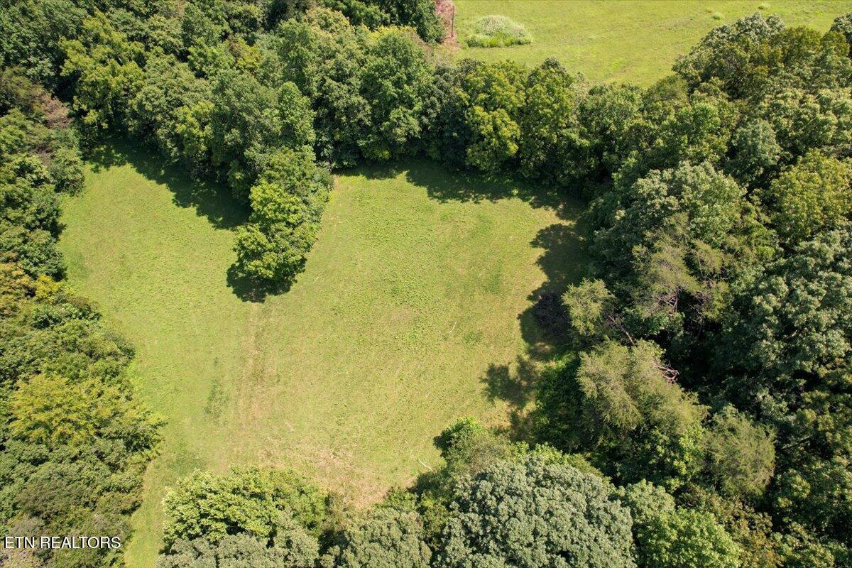 1279 Clinch River Road Tazewell TN 37879