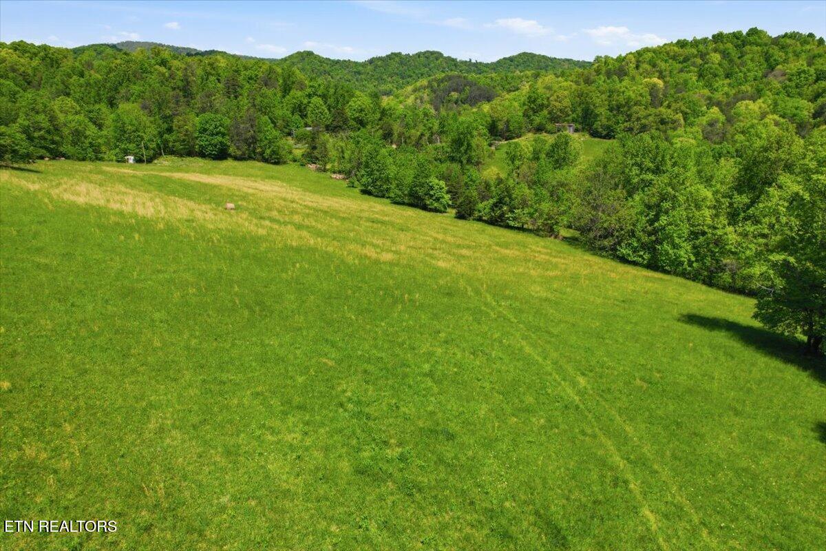1279 Clinch River Road Tazewell TN 37879