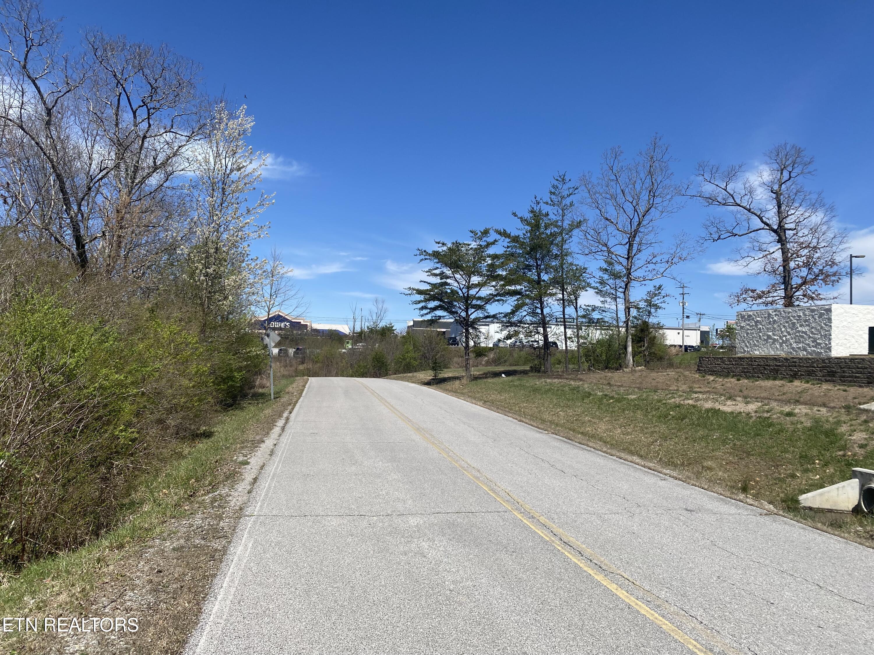 Lot # 4 Highway 127 North Crossville TN 38571