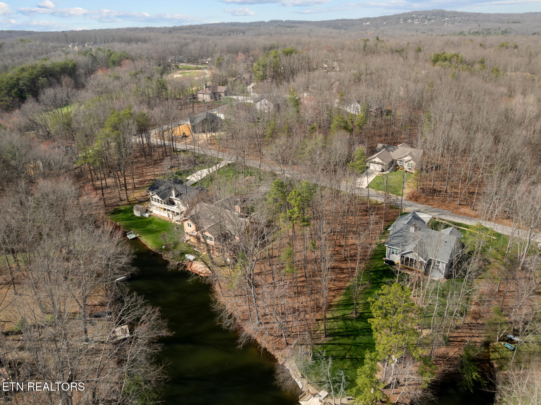15 Andover Lane Crossville TN 38558