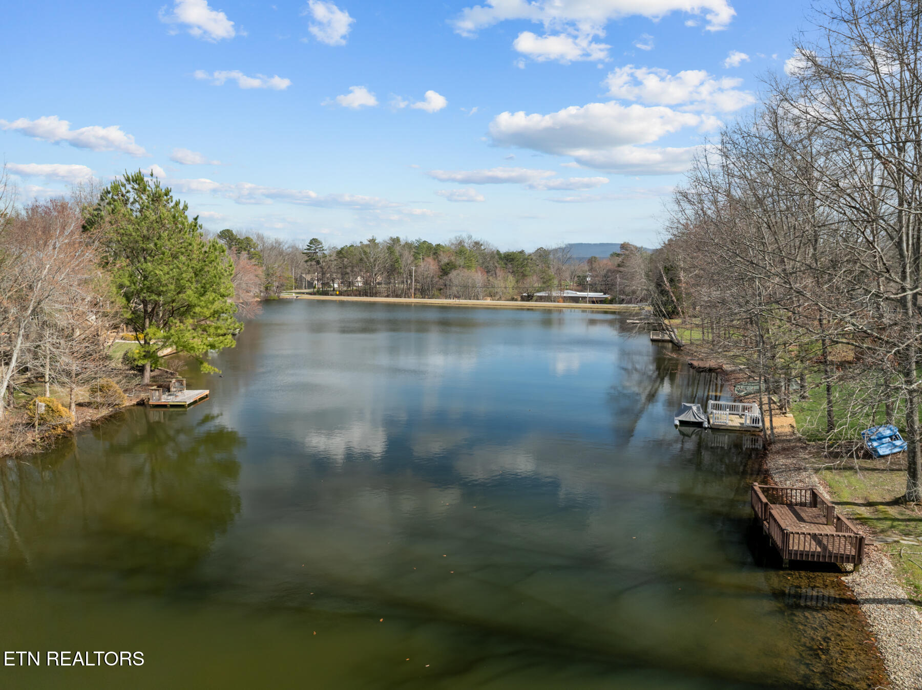 15 Andover Lane Crossville TN 38558