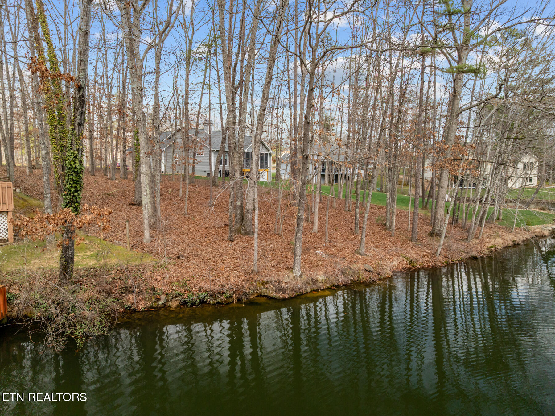 15 Andover Lane Crossville TN 38558