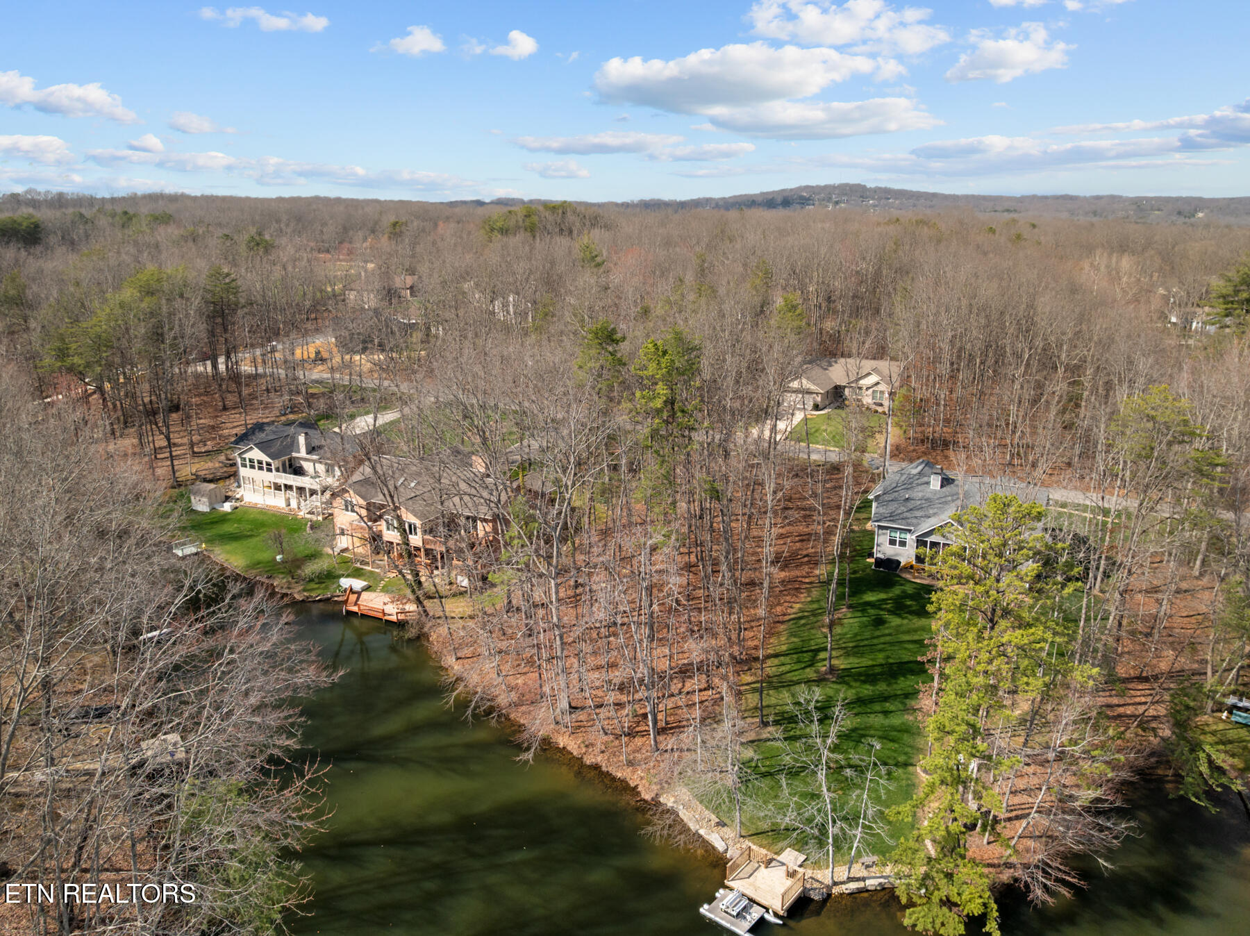 15 Andover Lane Crossville TN 38558