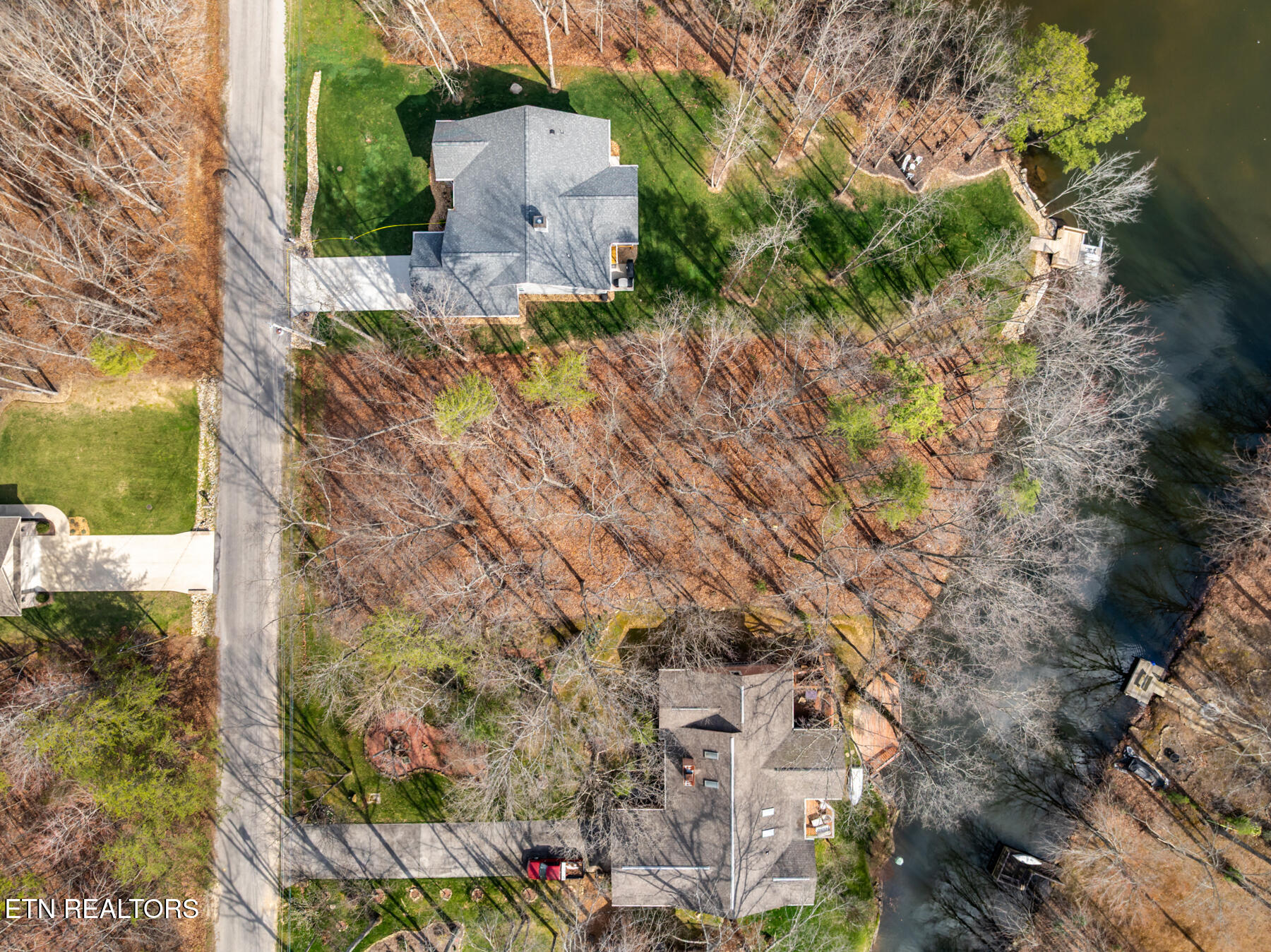15 Andover Lane Crossville TN 38558