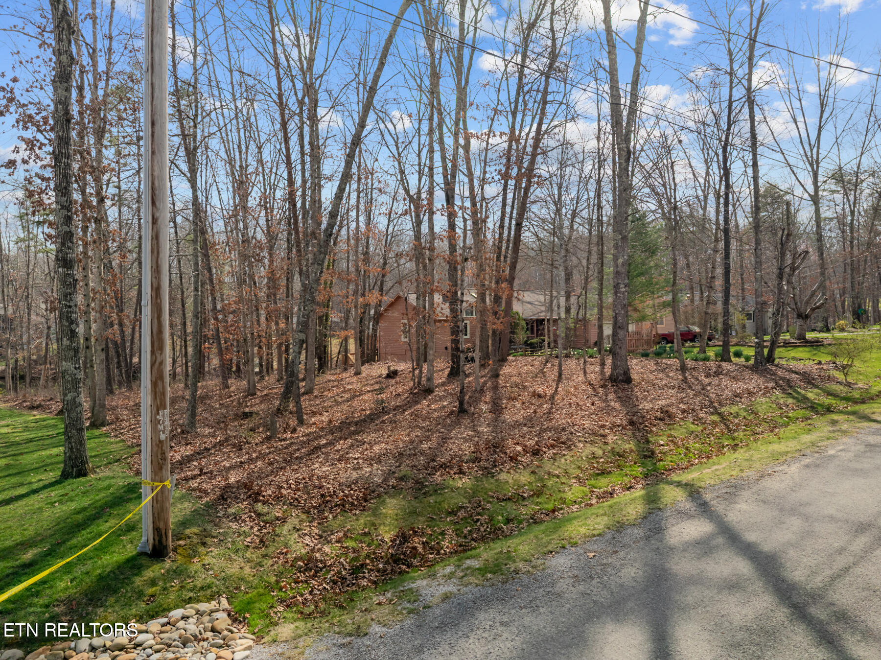 15 Andover Lane Crossville TN 38558