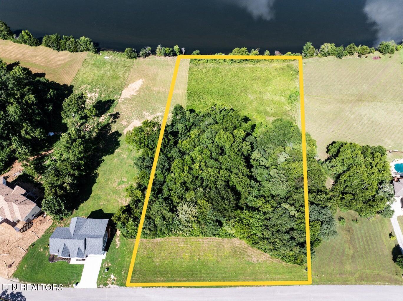 Espalier Drive Decatur TN 37322