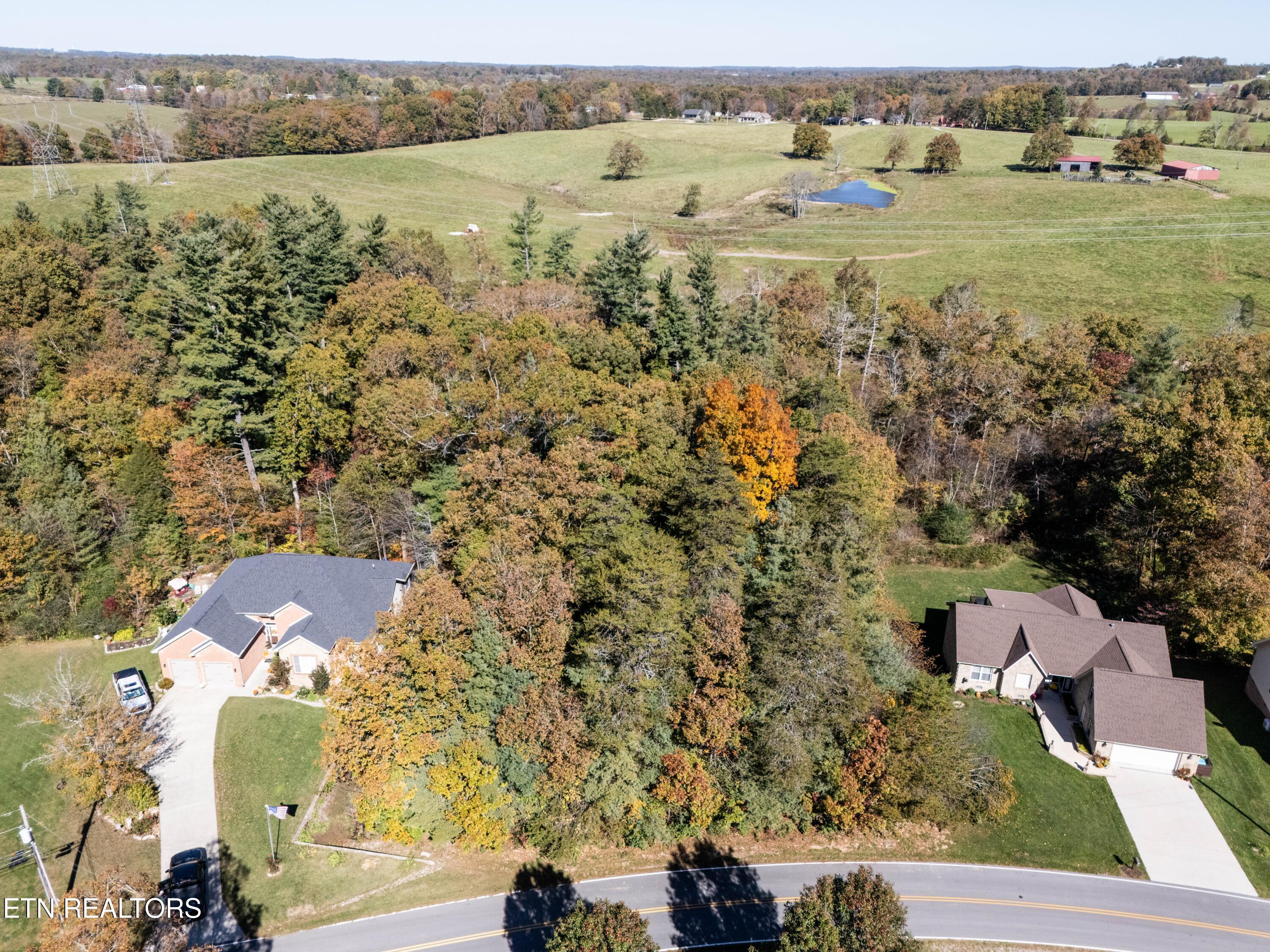 E Deer Creek Drive Crossville TN 38571