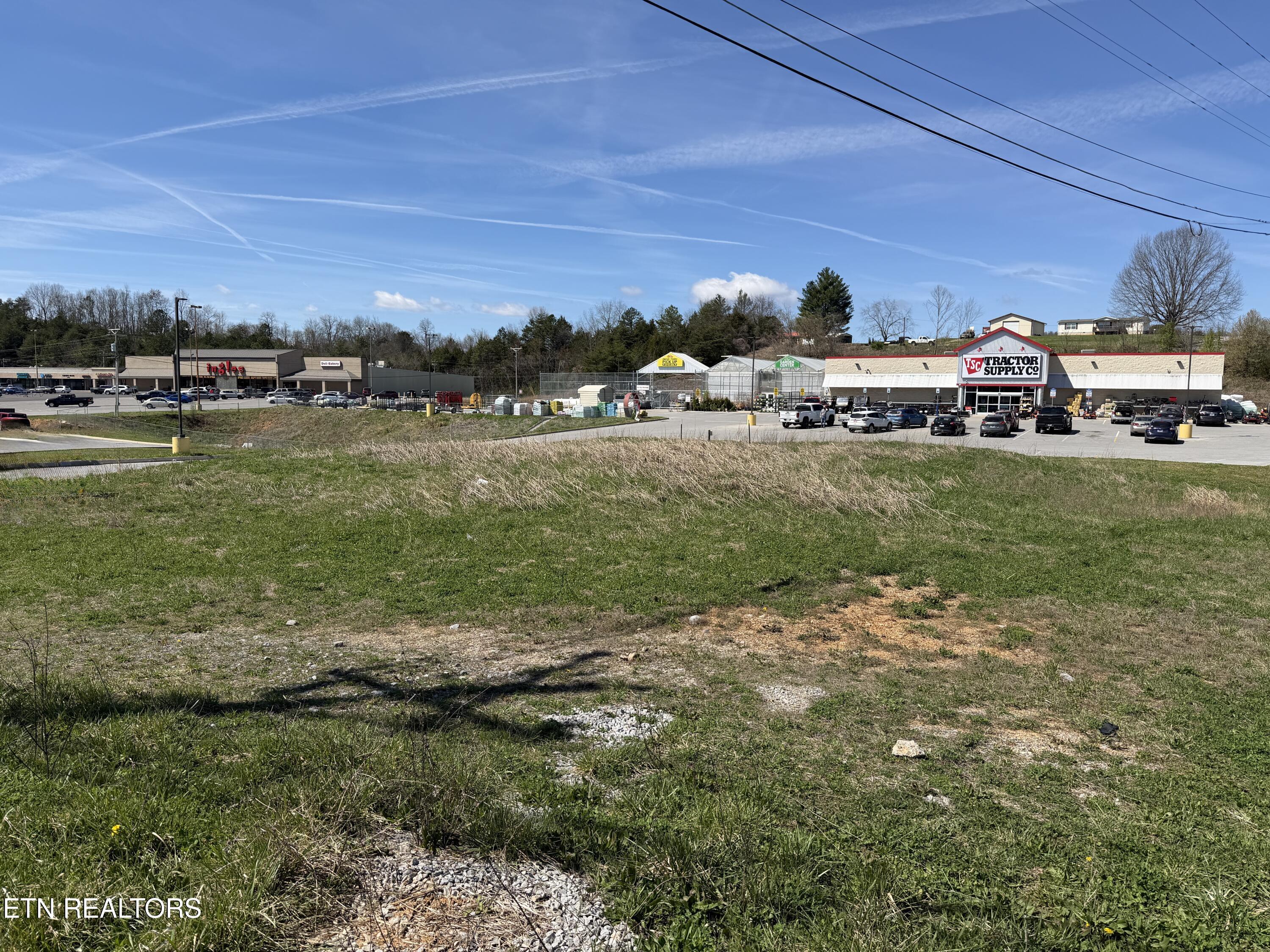 402 S Broad Street New Tazewell TN 37825