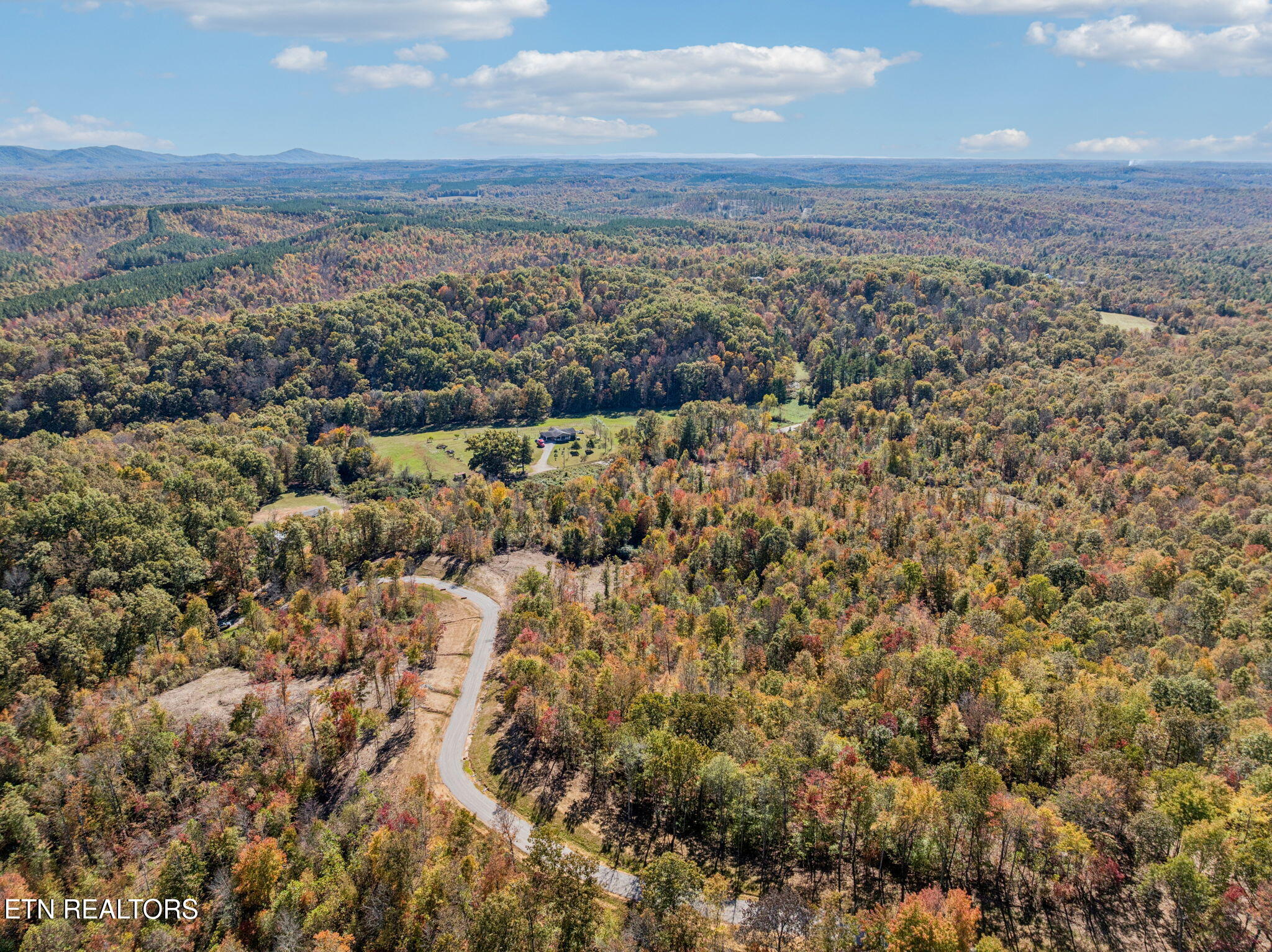 Sheep Ranch Road Robbins TN 37852