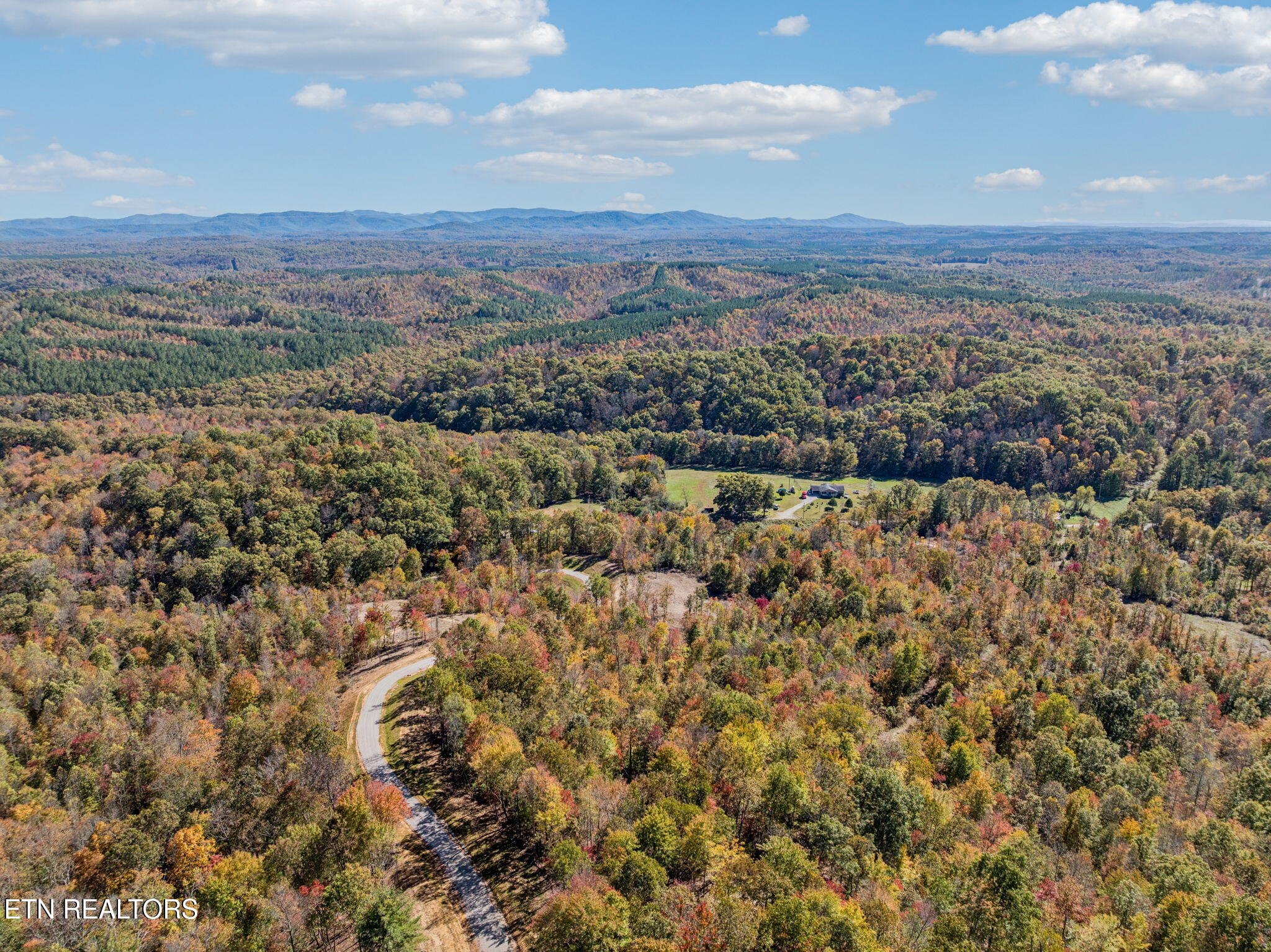 Sheep Ranch Road Robbins TN 37852