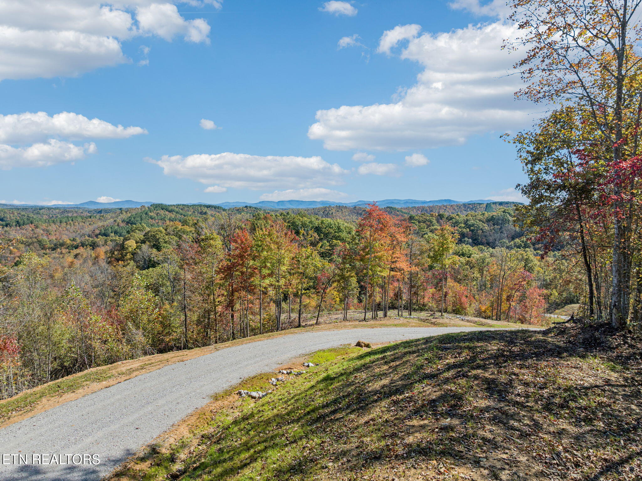 Sheep Ranch Road Robbins TN 37852