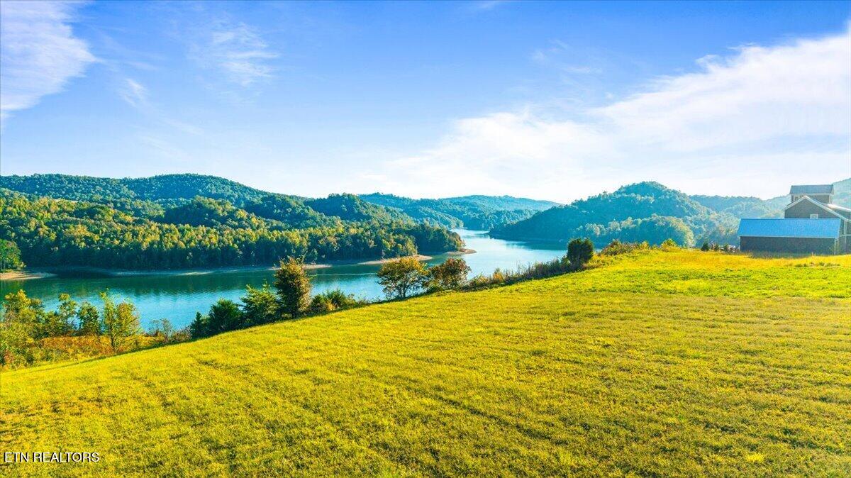 Lot 25 Windward Boulevard Tazewell TN 37879