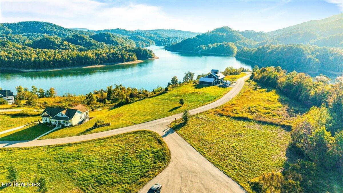 Lot 25 Windward Boulevard Tazewell TN 37879