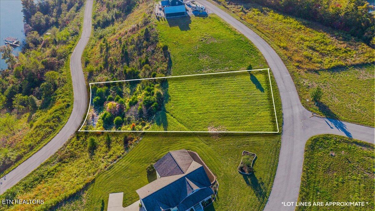 Lot 25 Windward Boulevard Tazewell TN 37879