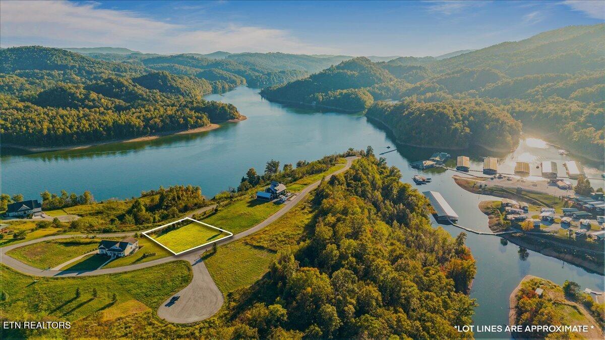 Lot 25 Windward Boulevard Tazewell TN 37879