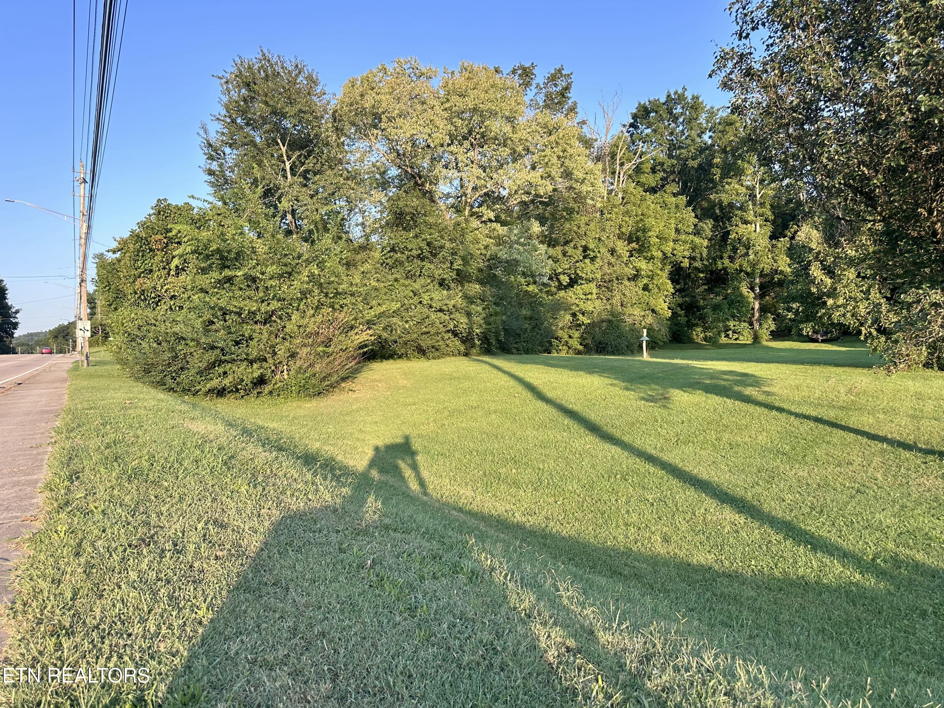 S Charles G Seivers Boulevard Clinton TN 37716