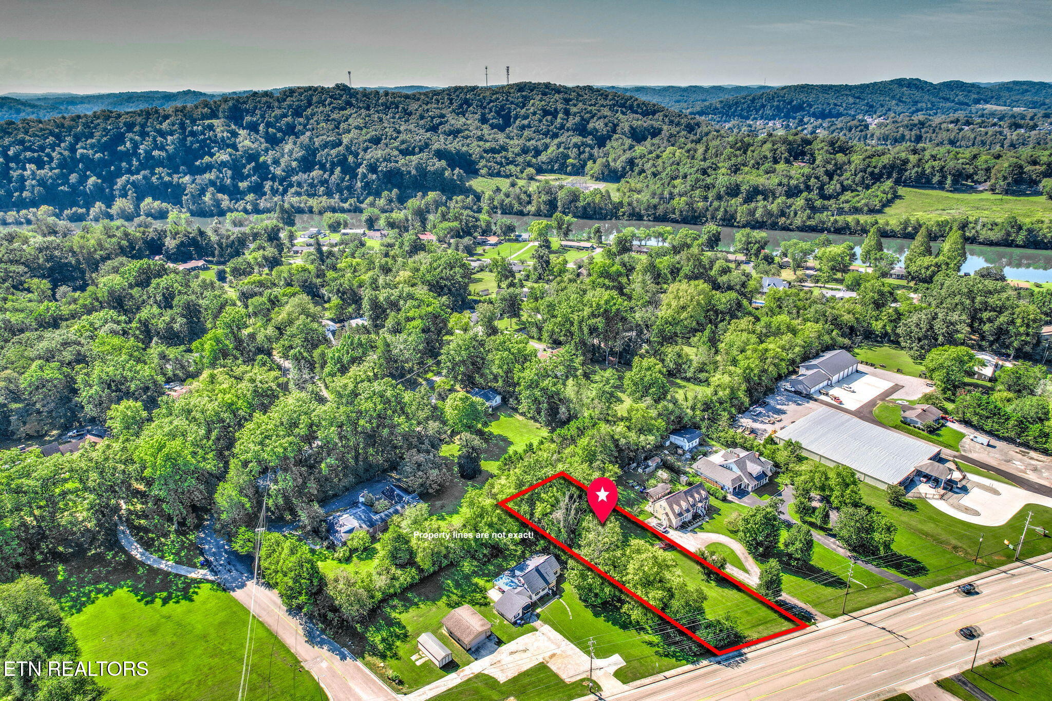 S Charles G Seivers Boulevard Clinton TN 37716
