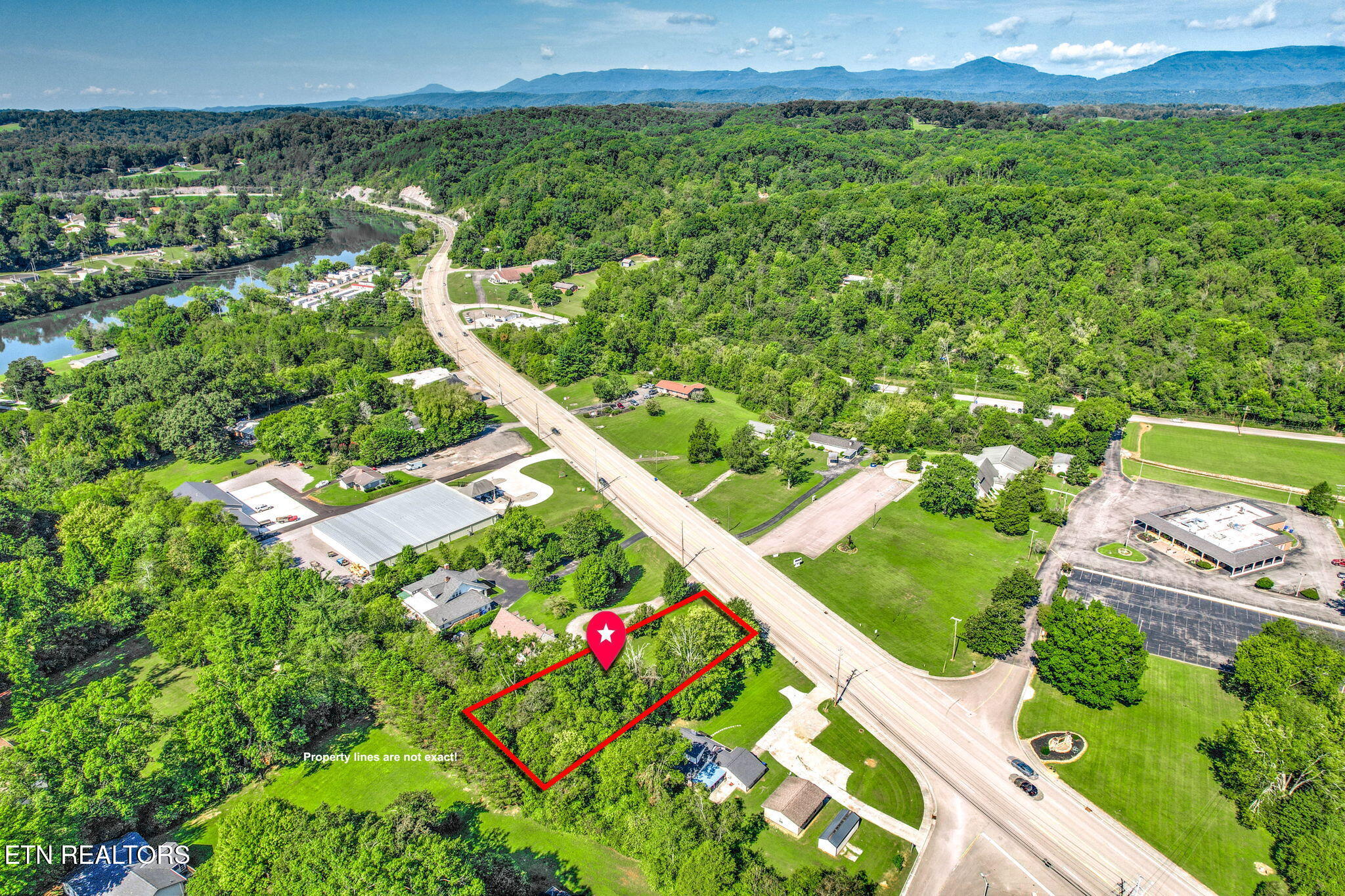 S Charles G Seivers Boulevard Clinton TN 37716