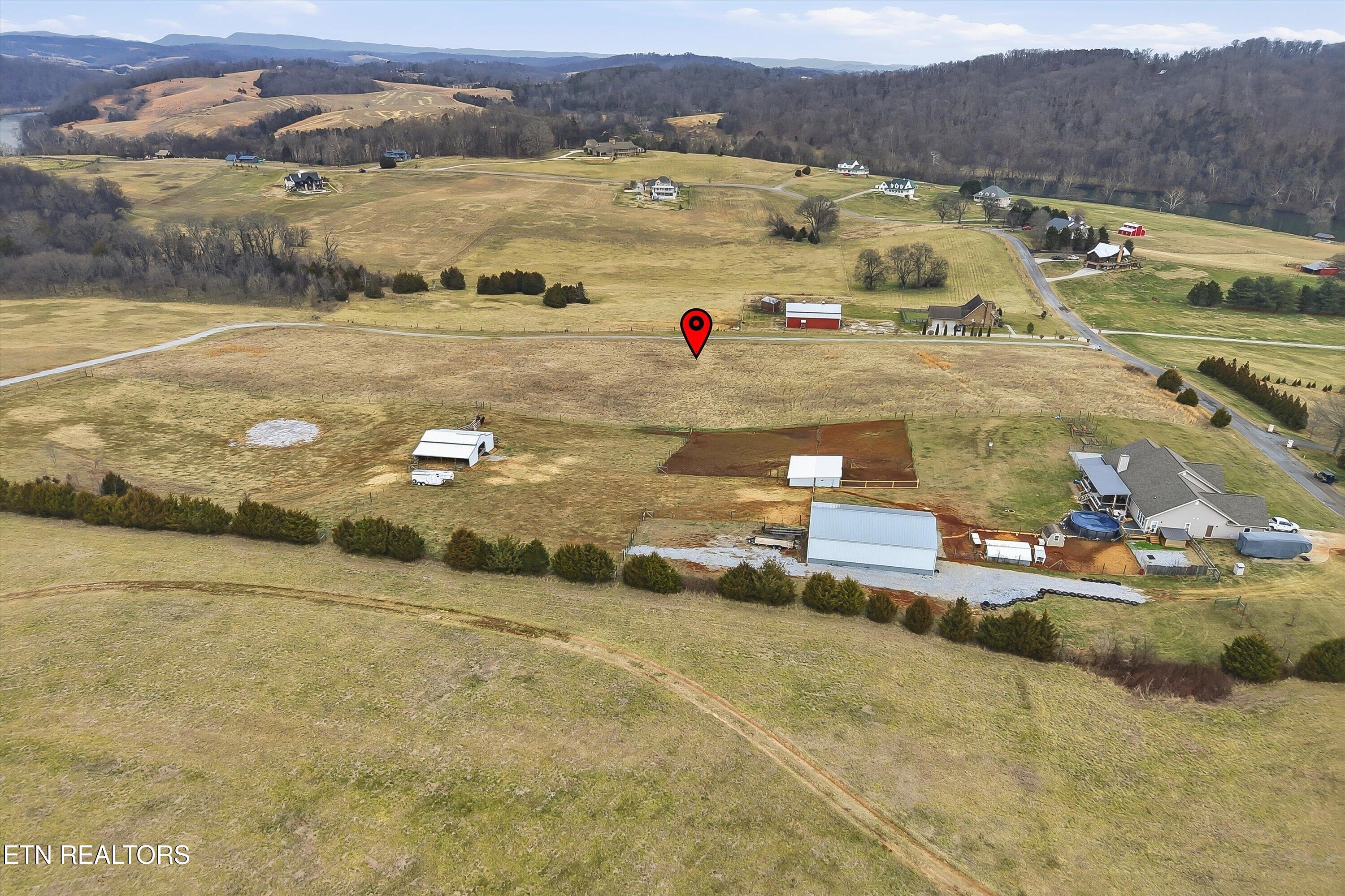 972 Cliff Top Road Blaine TN 37709